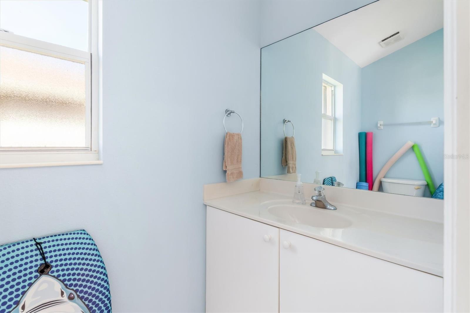 Image 25 of 43 For 9450 Newnan Circle