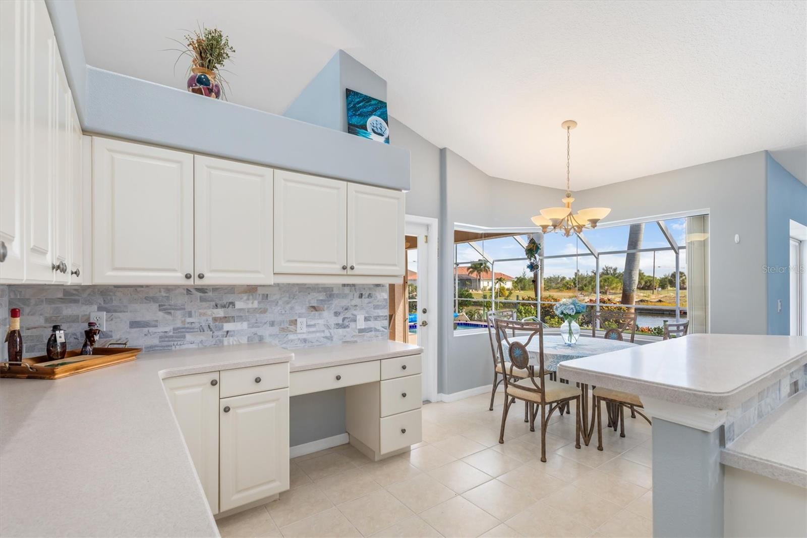 Image 9 of 43 For 9450 Newnan Circle