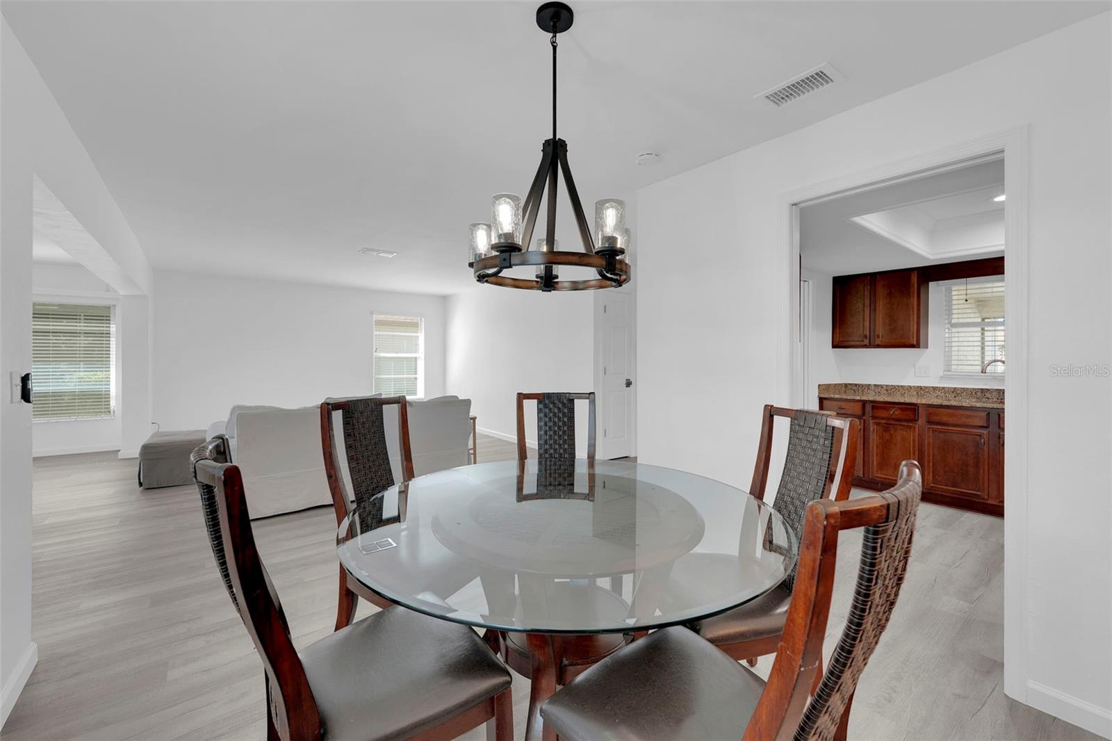 Image 16 of 43 For 5584 Buring Court