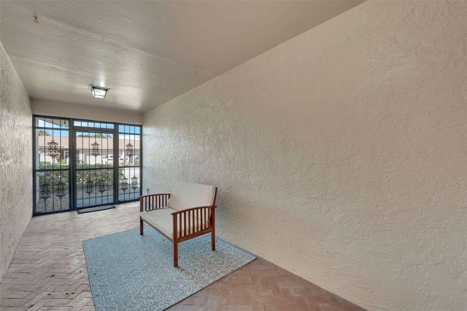 Image 28 of 43 For 5584 Buring Court