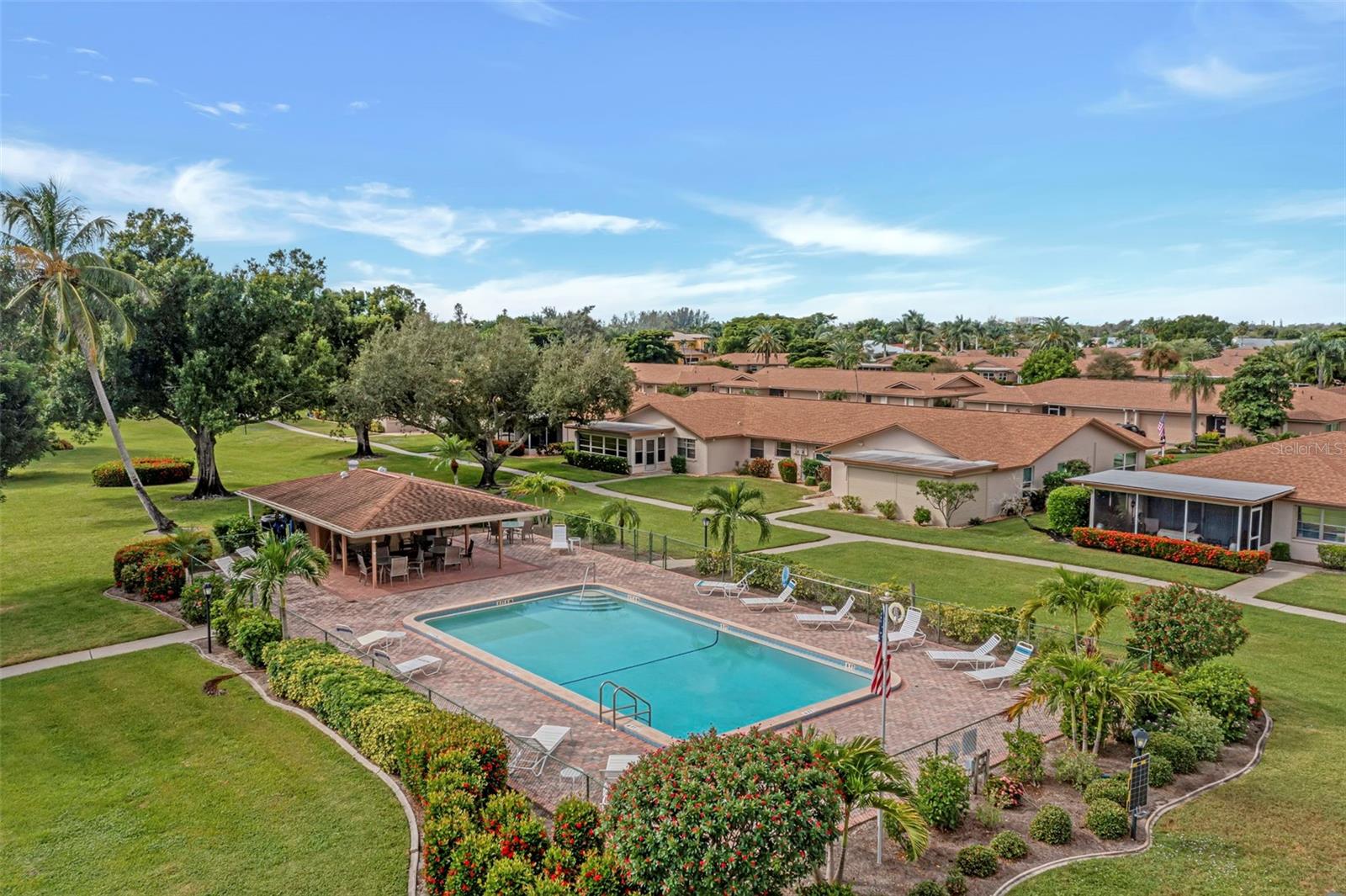 Image 3 of 43 For 5584 Buring Court