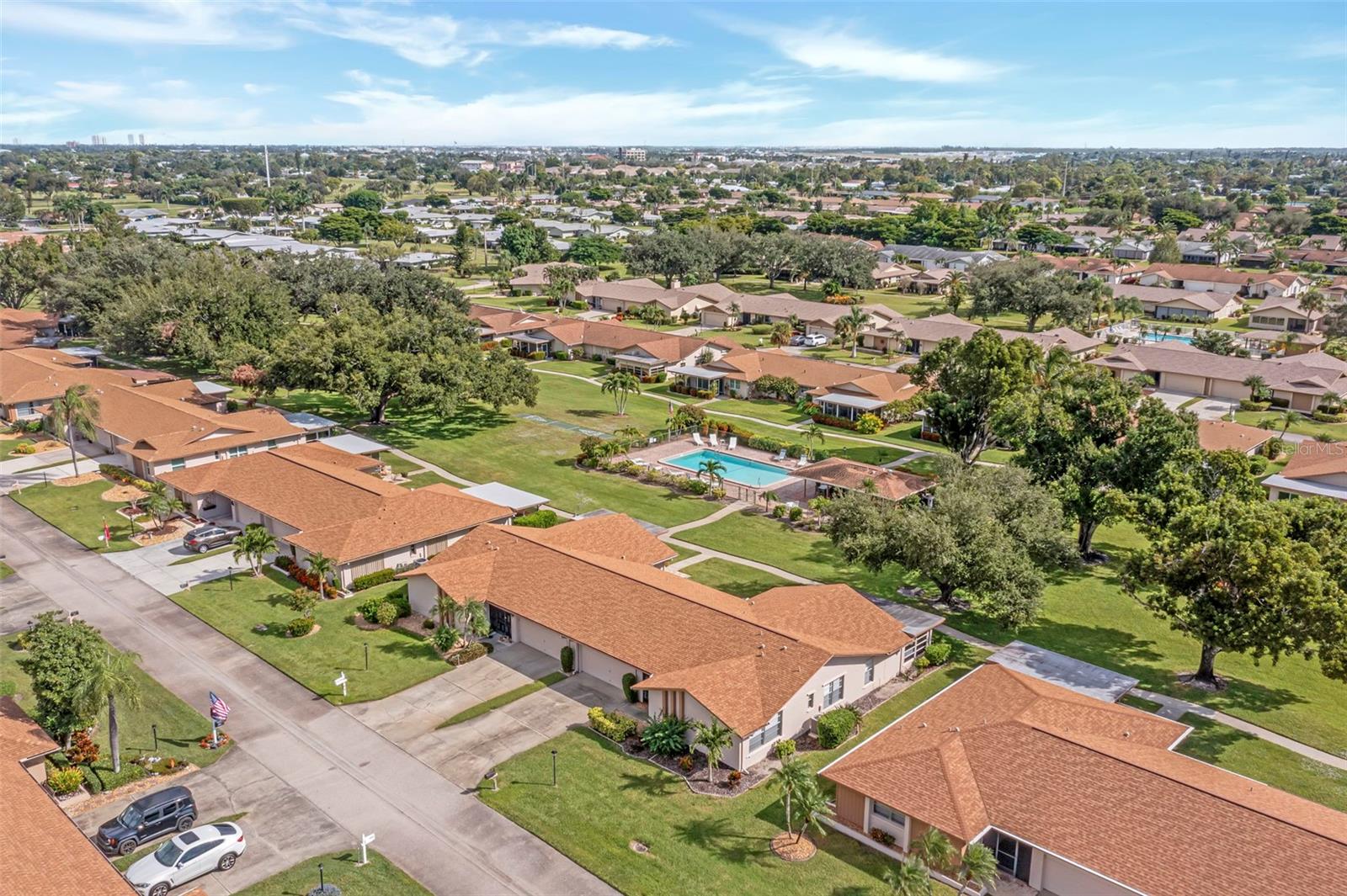 Image 5 of 43 For 5584 Buring Court