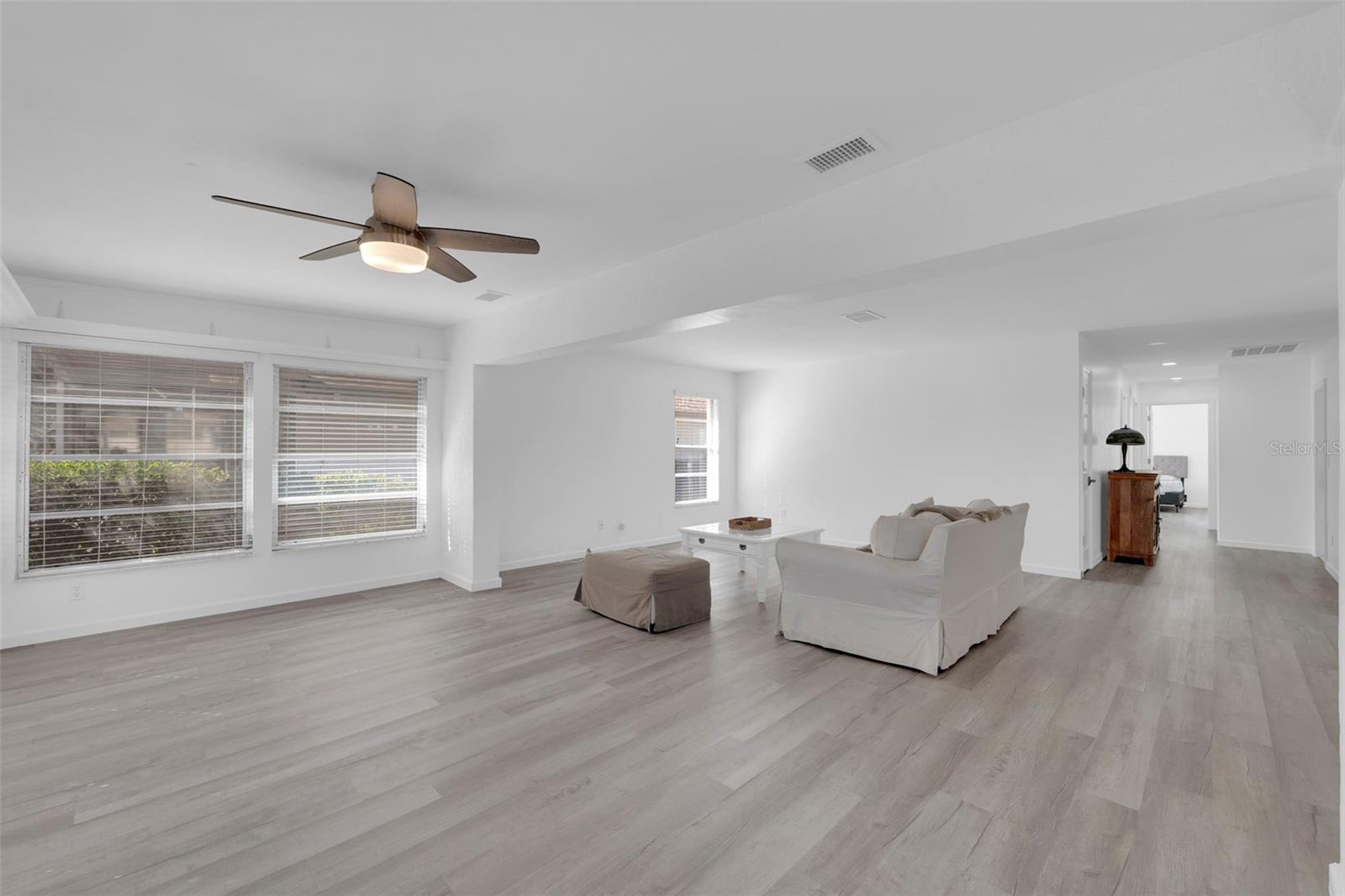 Image 6 of 43 For 5584 Buring Court