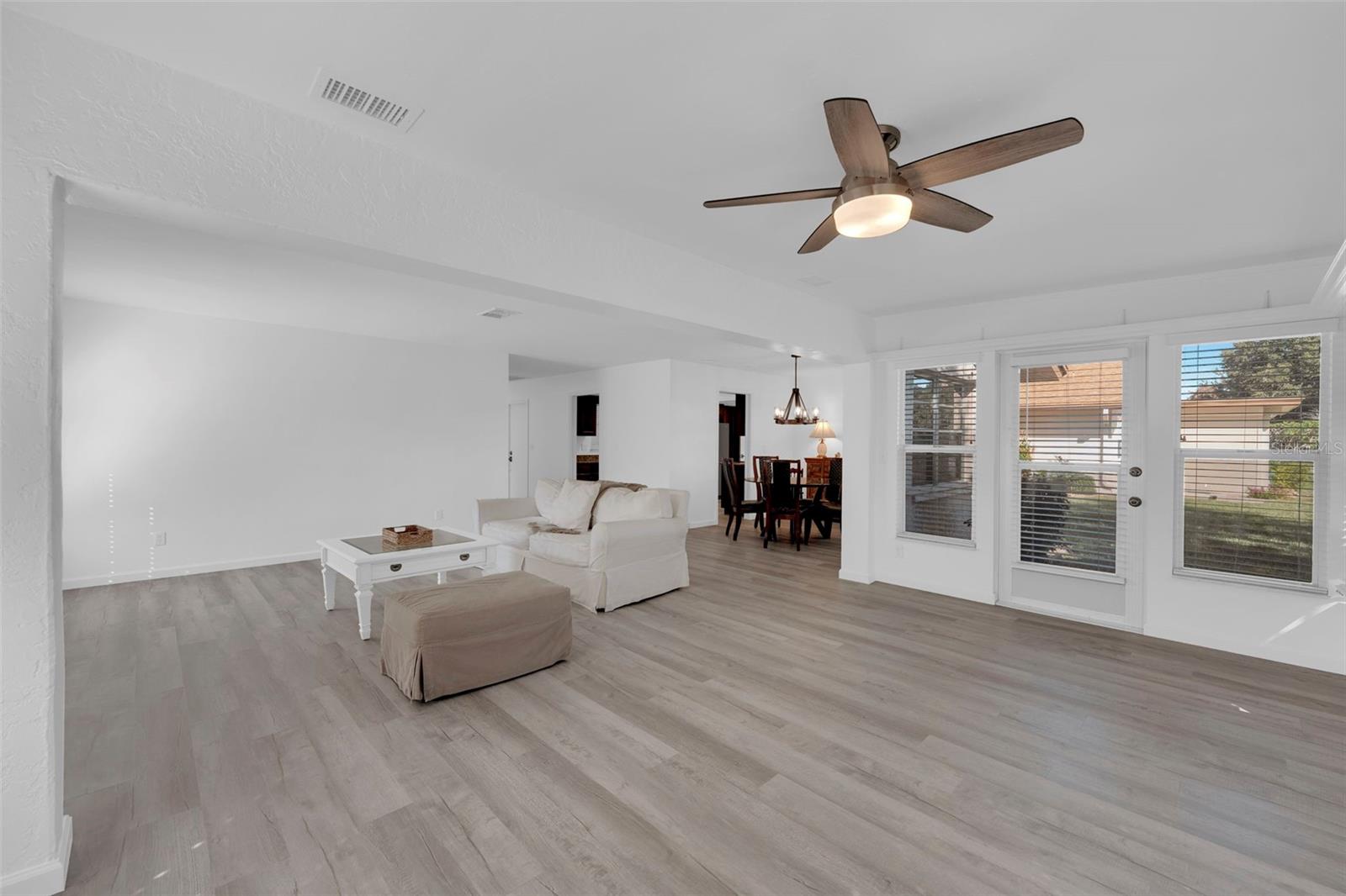 Image 8 of 43 For 5584 Buring Court