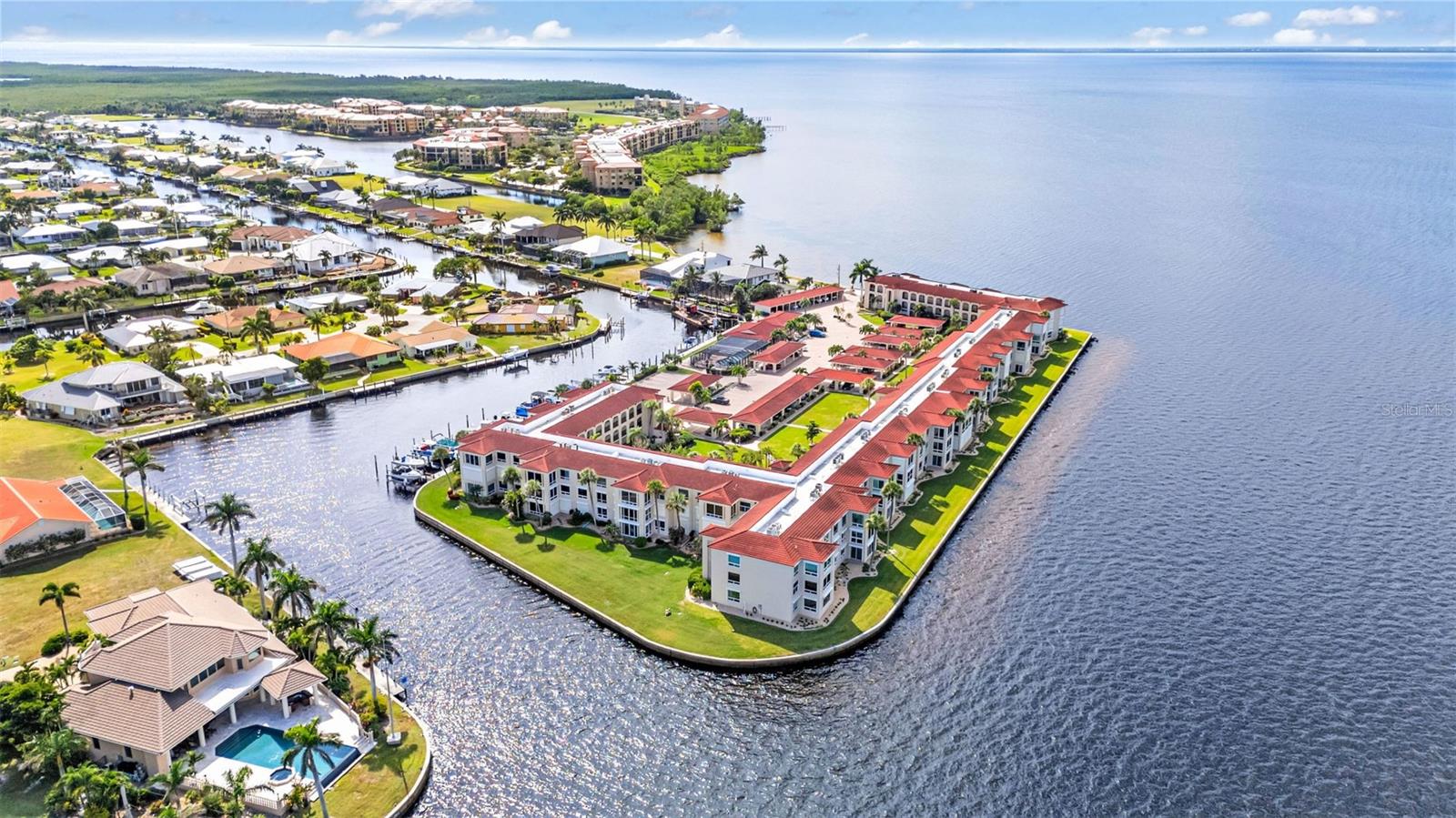 Image 30 of 32 For 1 Colony Point Drive 3c