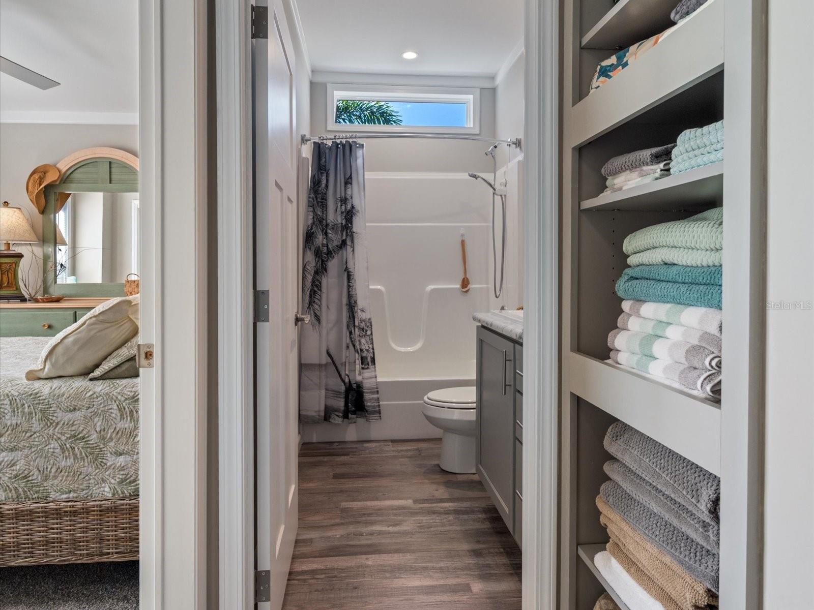 Image 29 of 38 For 3102 Goldfinch Terrace