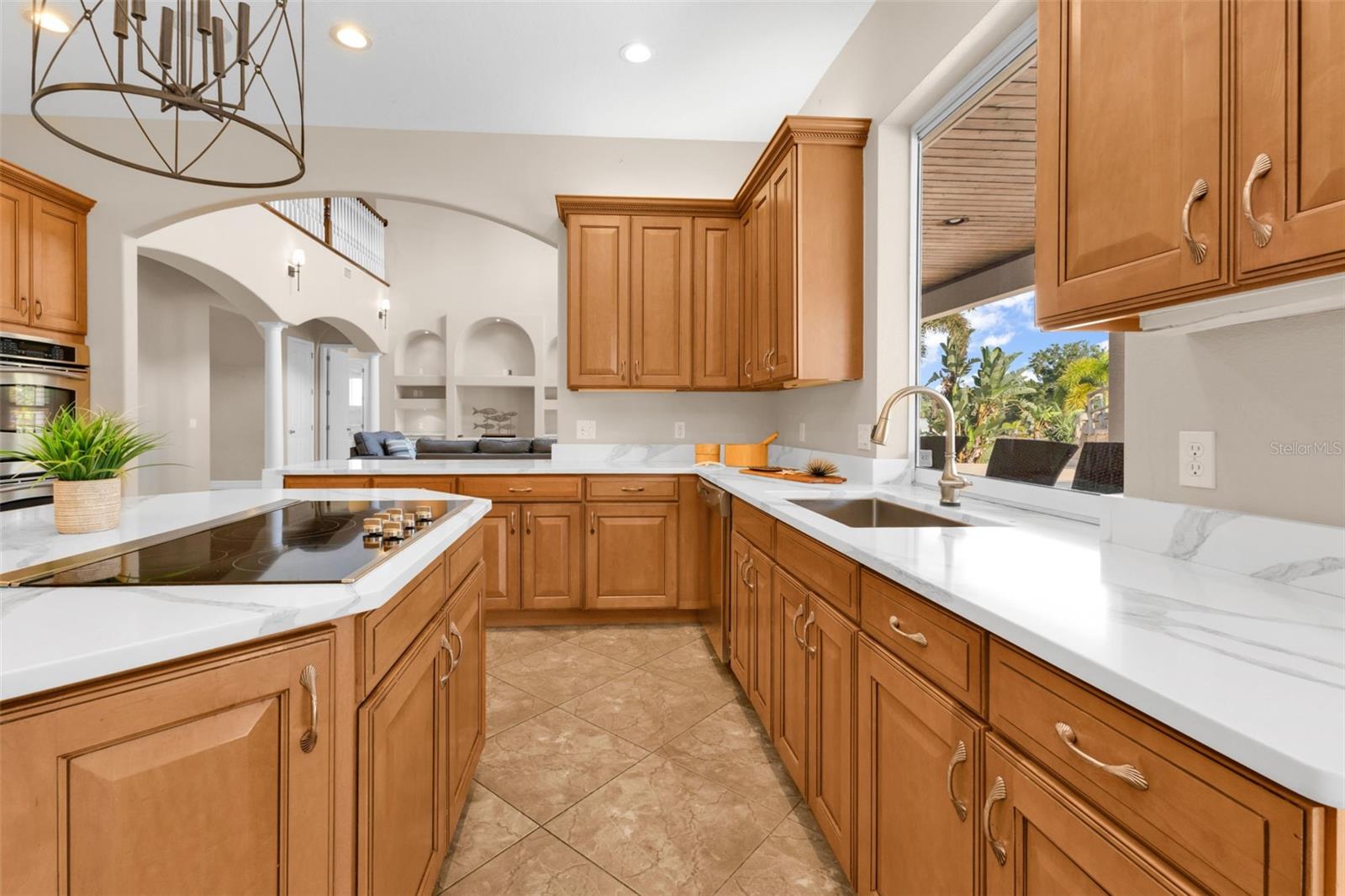 Image 22 of 78 For 5595 Riverside Drive