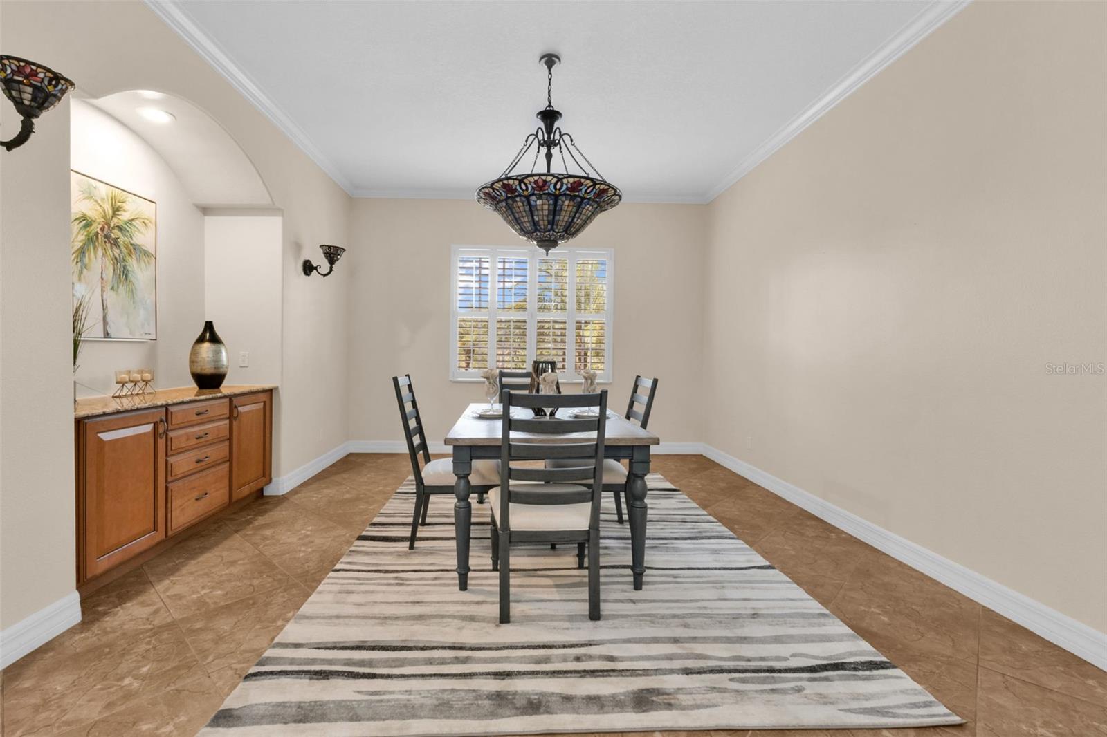 Image 27 of 78 For 5595 Riverside Drive