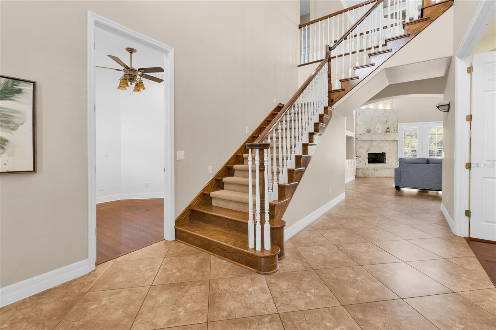 Image 6 of 78 For 5595 Riverside Drive