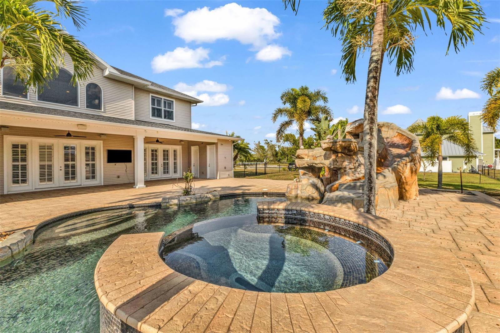 Image 68 of 78 For 5595 Riverside Drive