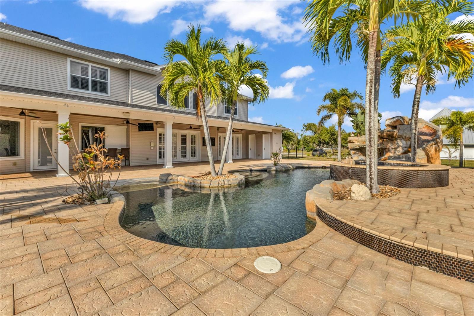 Image 73 of 78 For 5595 Riverside Drive