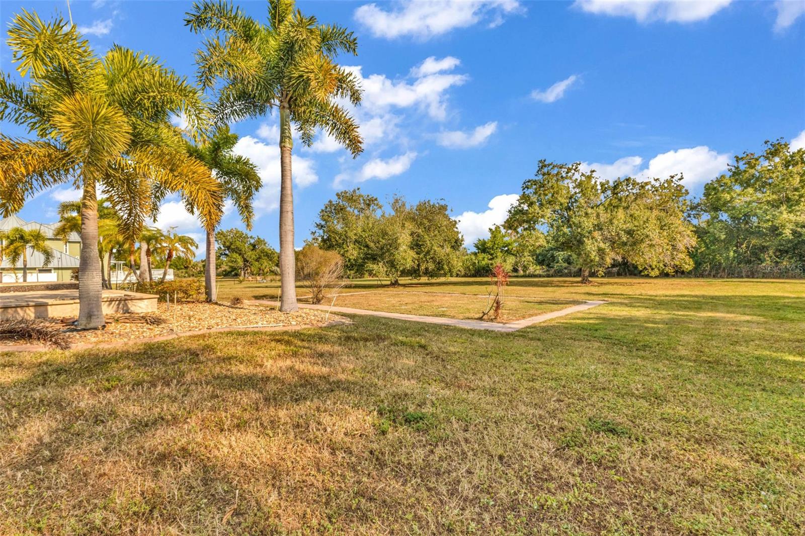 Image 75 of 78 For 5595 Riverside Drive