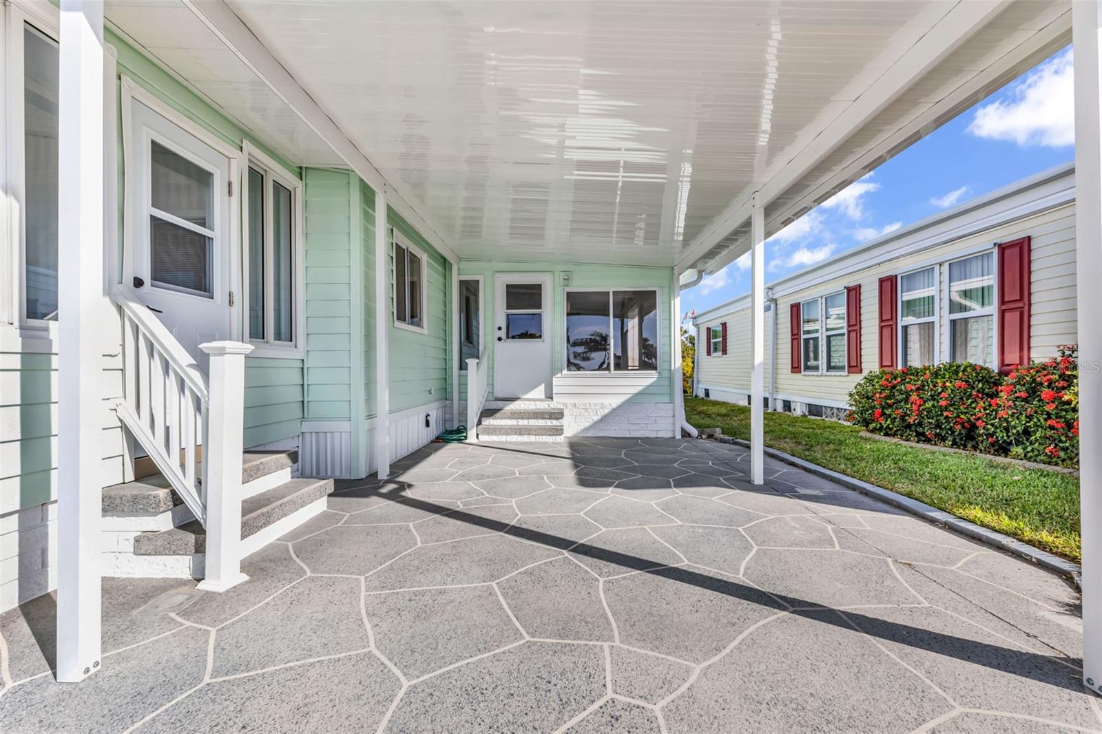 Image 15 of 67 For 177 Lazy River Road