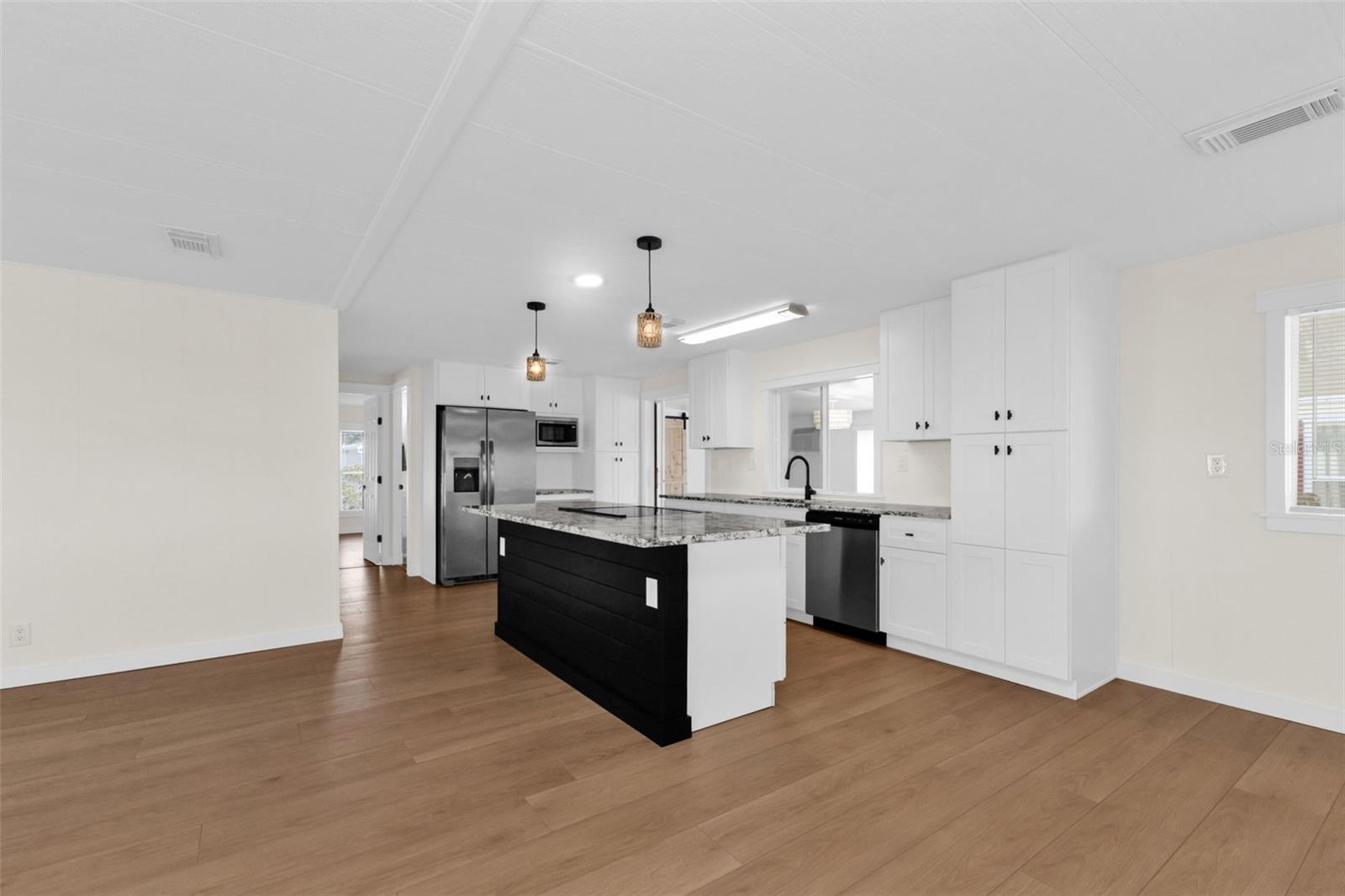 Image 23 of 67 For 177 Lazy River Road