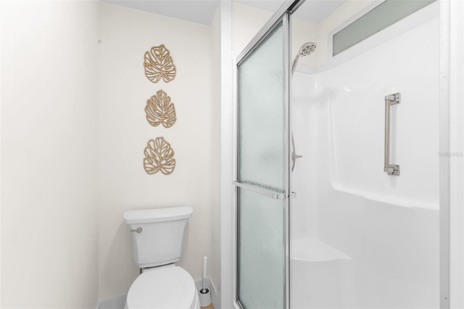 Image 35 of 67 For 177 Lazy River Road