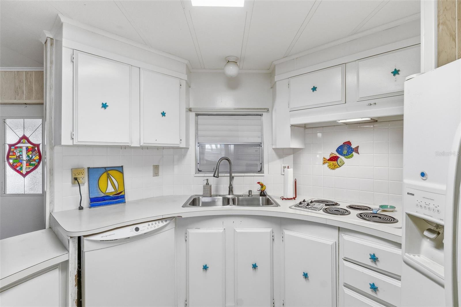 Image 21 of 76 For 119 Lazy River Road