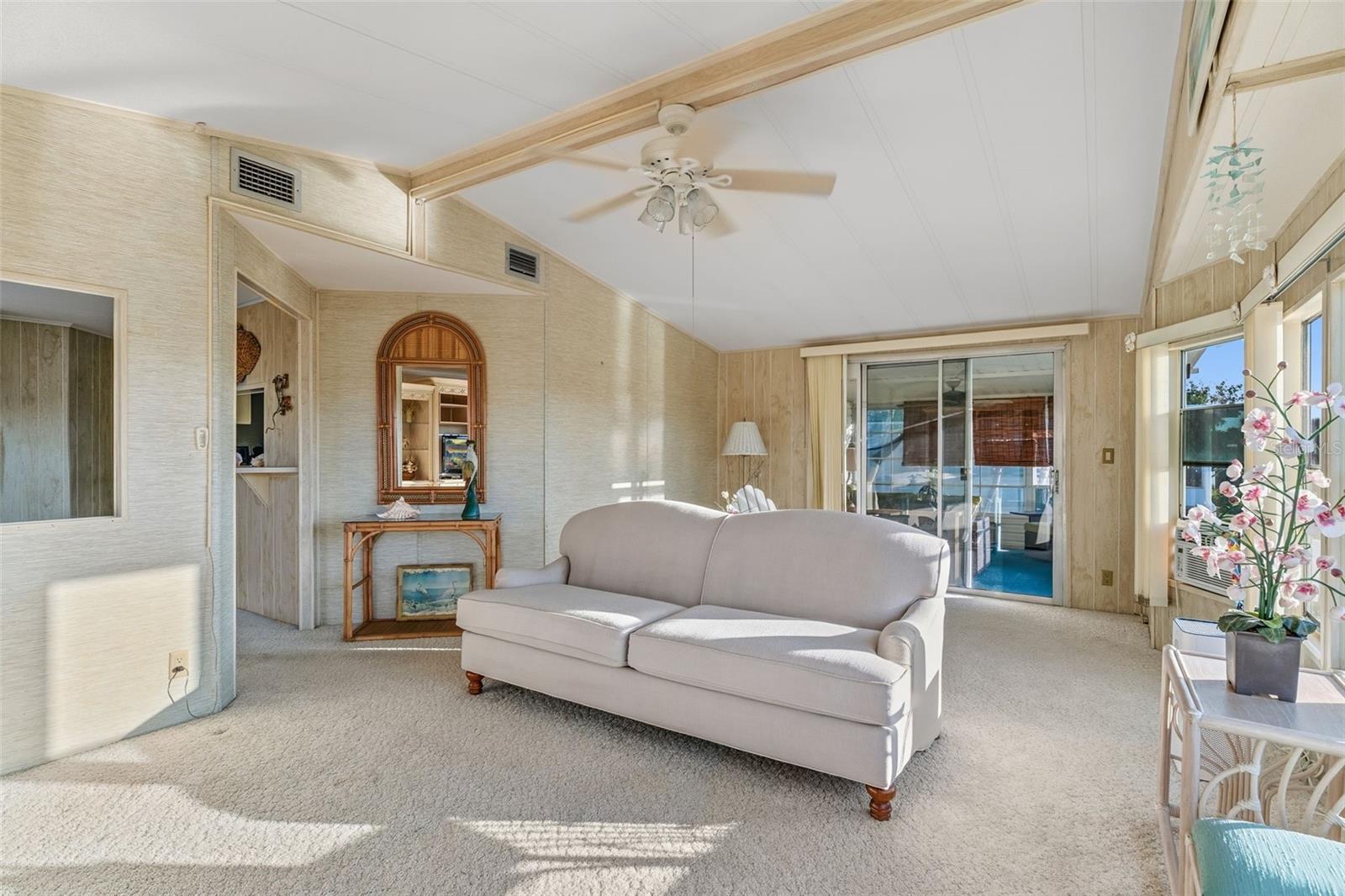 Image 28 of 76 For 119 Lazy River Road