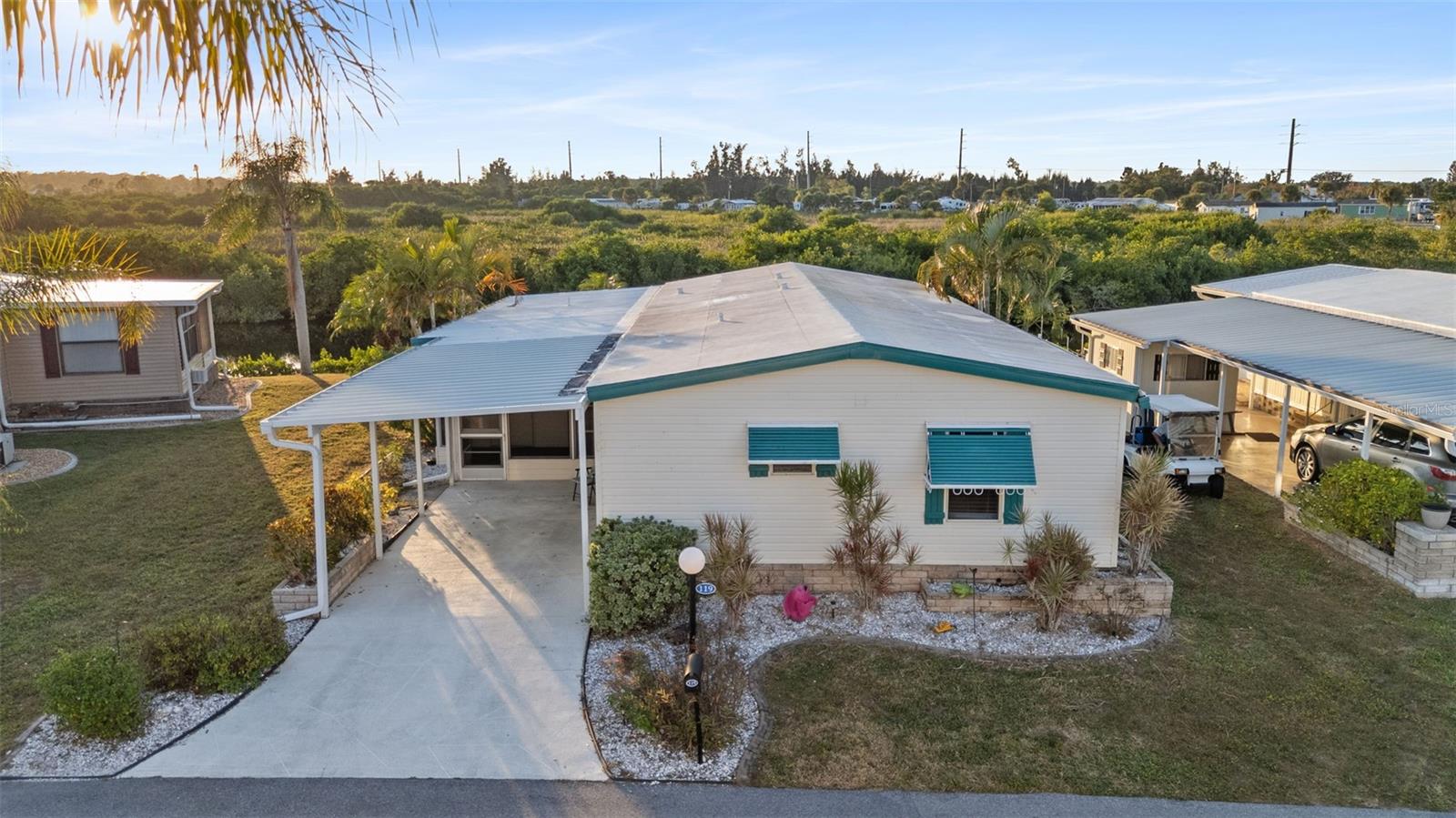 Image 3 of 76 For 119 Lazy River Road