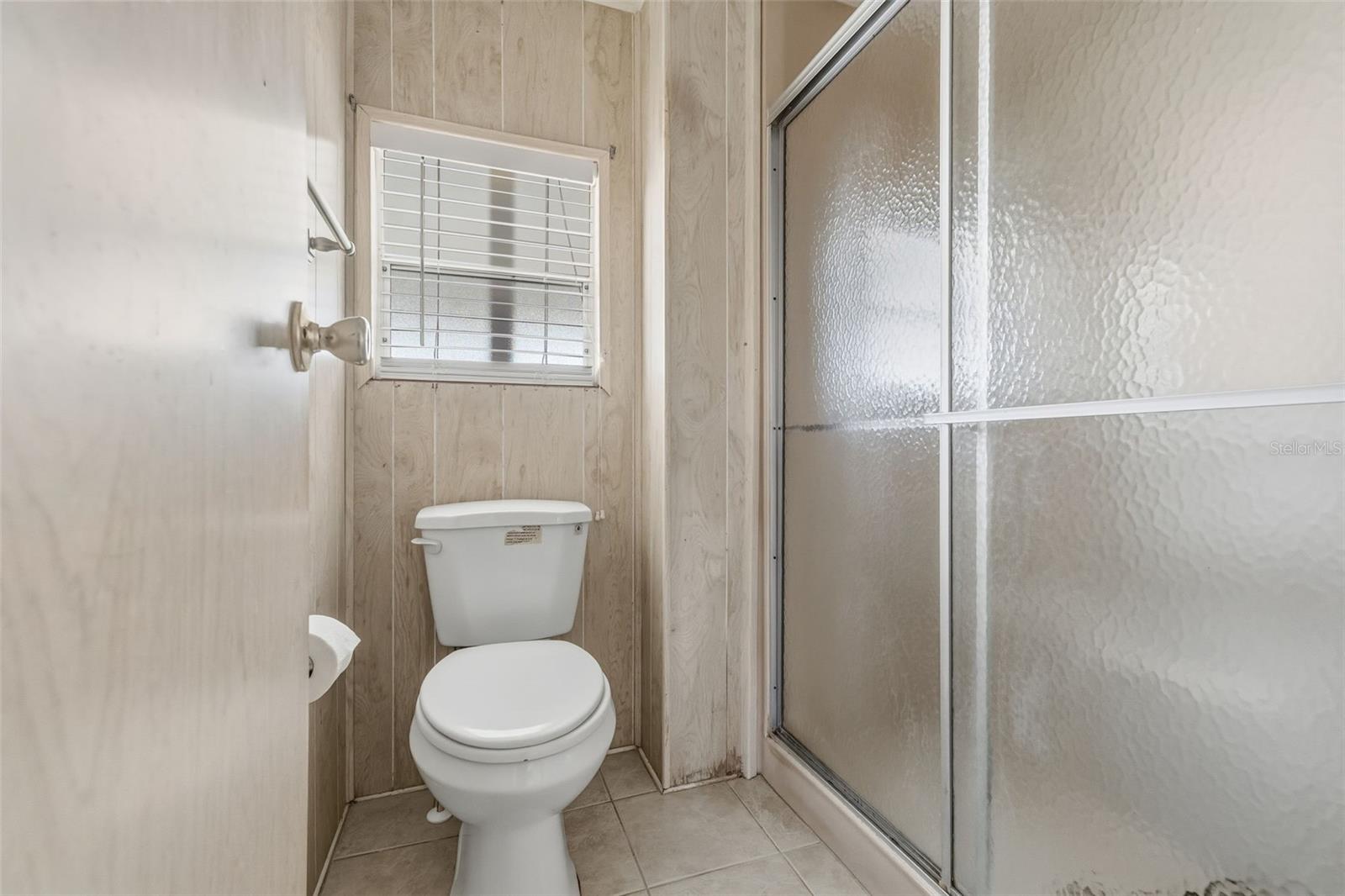 Image 44 of 76 For 119 Lazy River Road