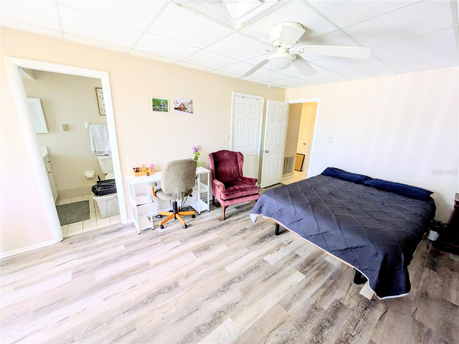 Image 11 of 17 For 3126 Harbor Boulevard 5b