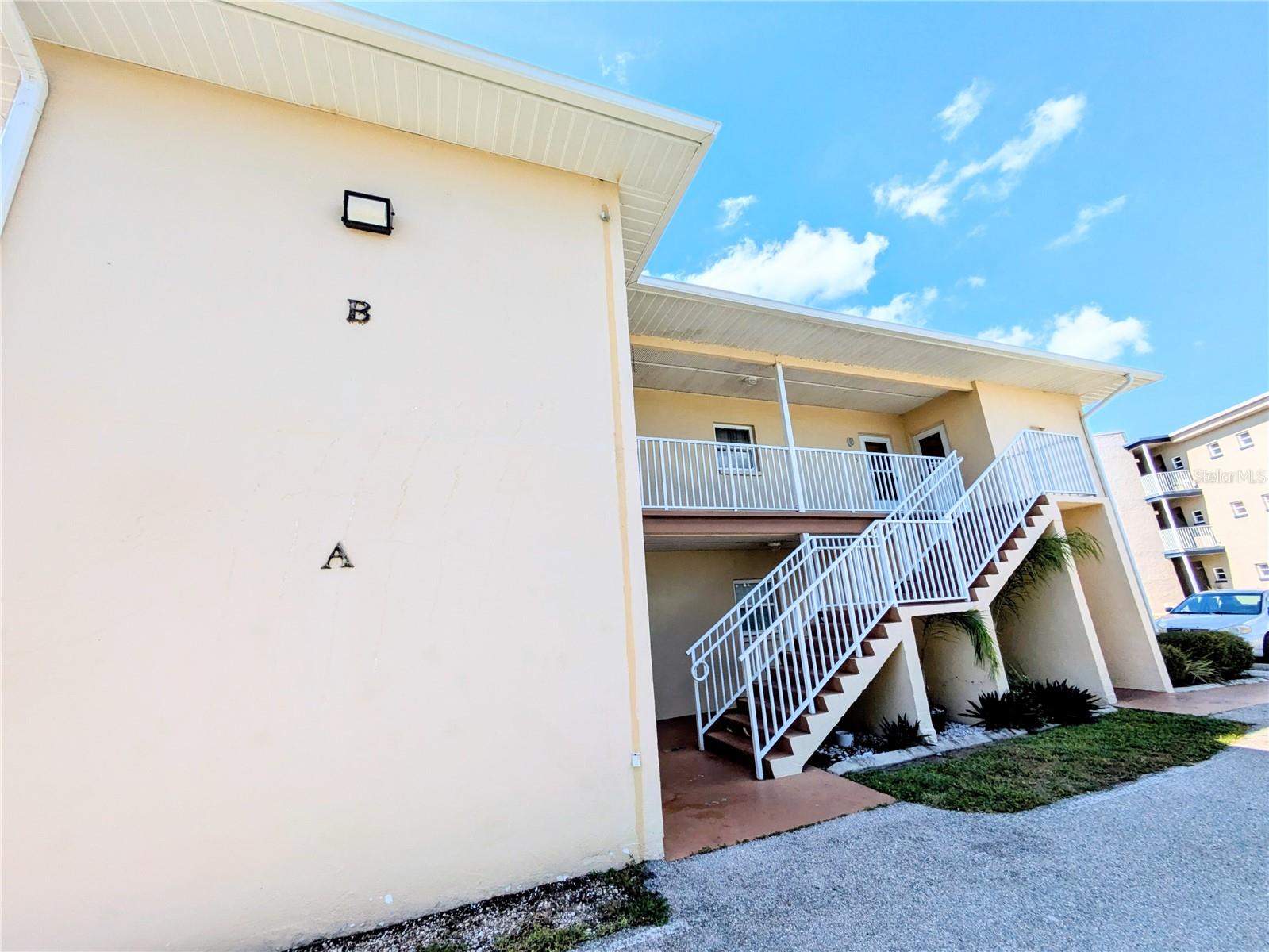 Image 15 of 17 For 3126 Harbor Boulevard 5b