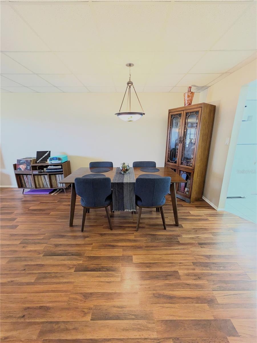 Image 6 of 17 For 3126 Harbor Boulevard 5b