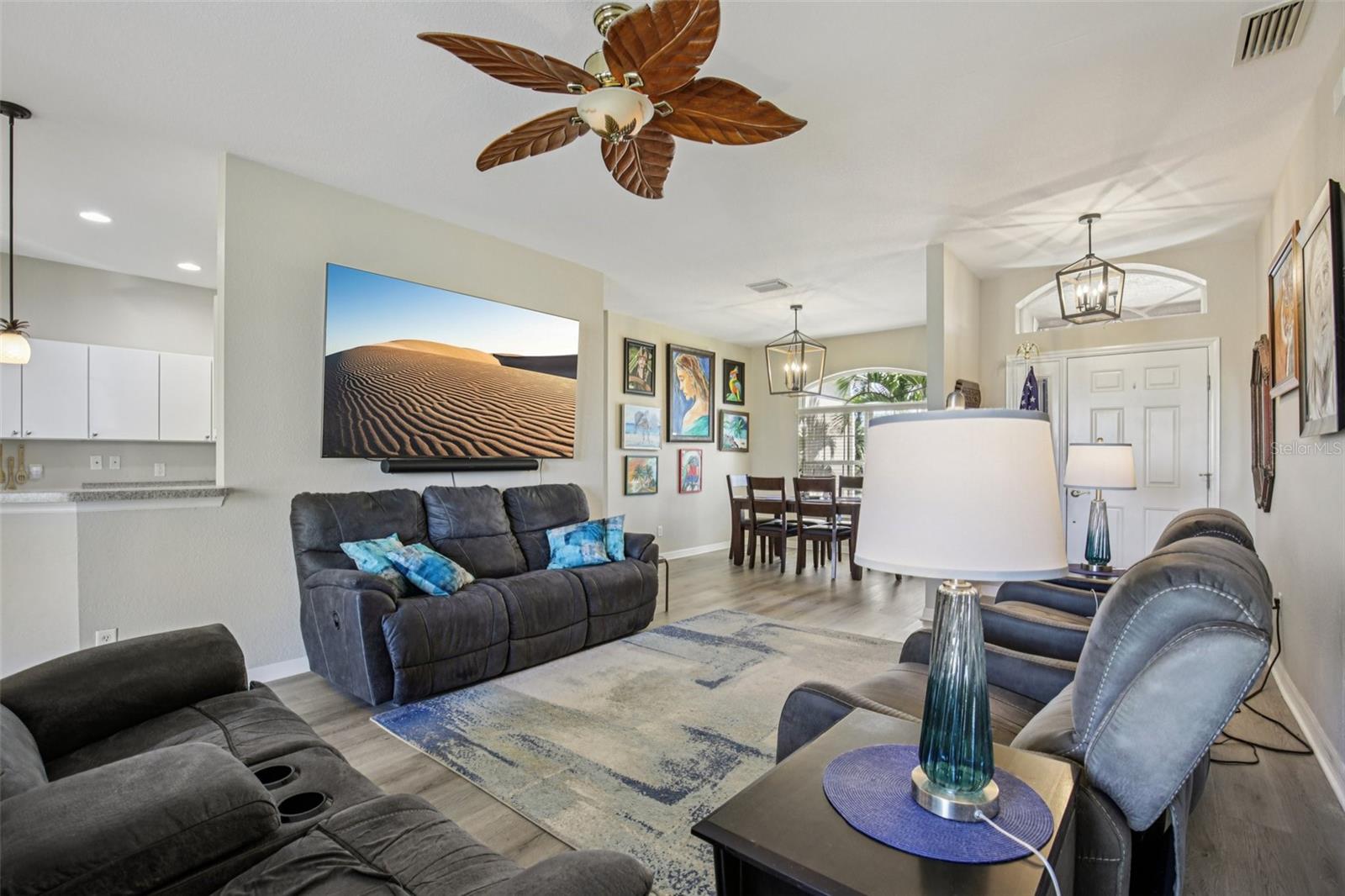 Image 7 of 46 For 24567 Buckingham Way