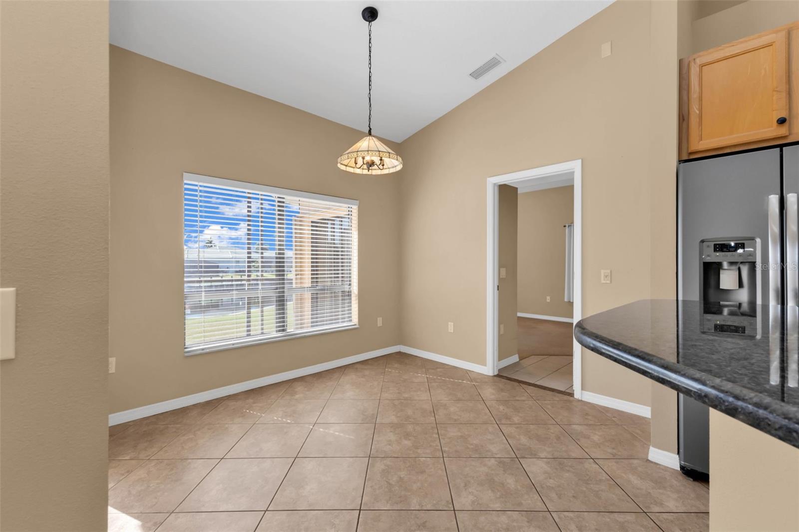 Image 10 of 40 For 2101 Gulfview Road