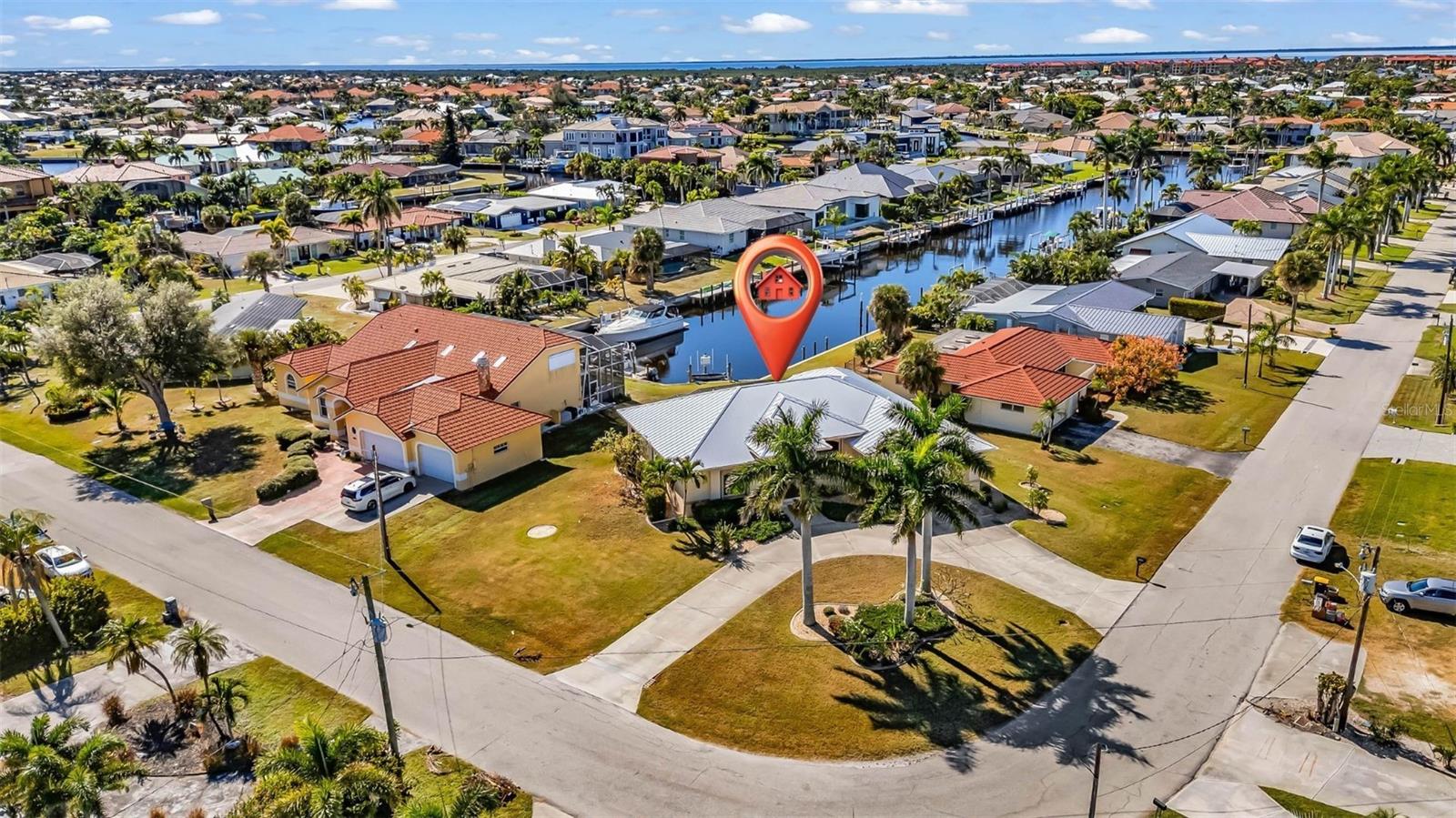 Image 2 of 40 For 2101 Gulfview Road