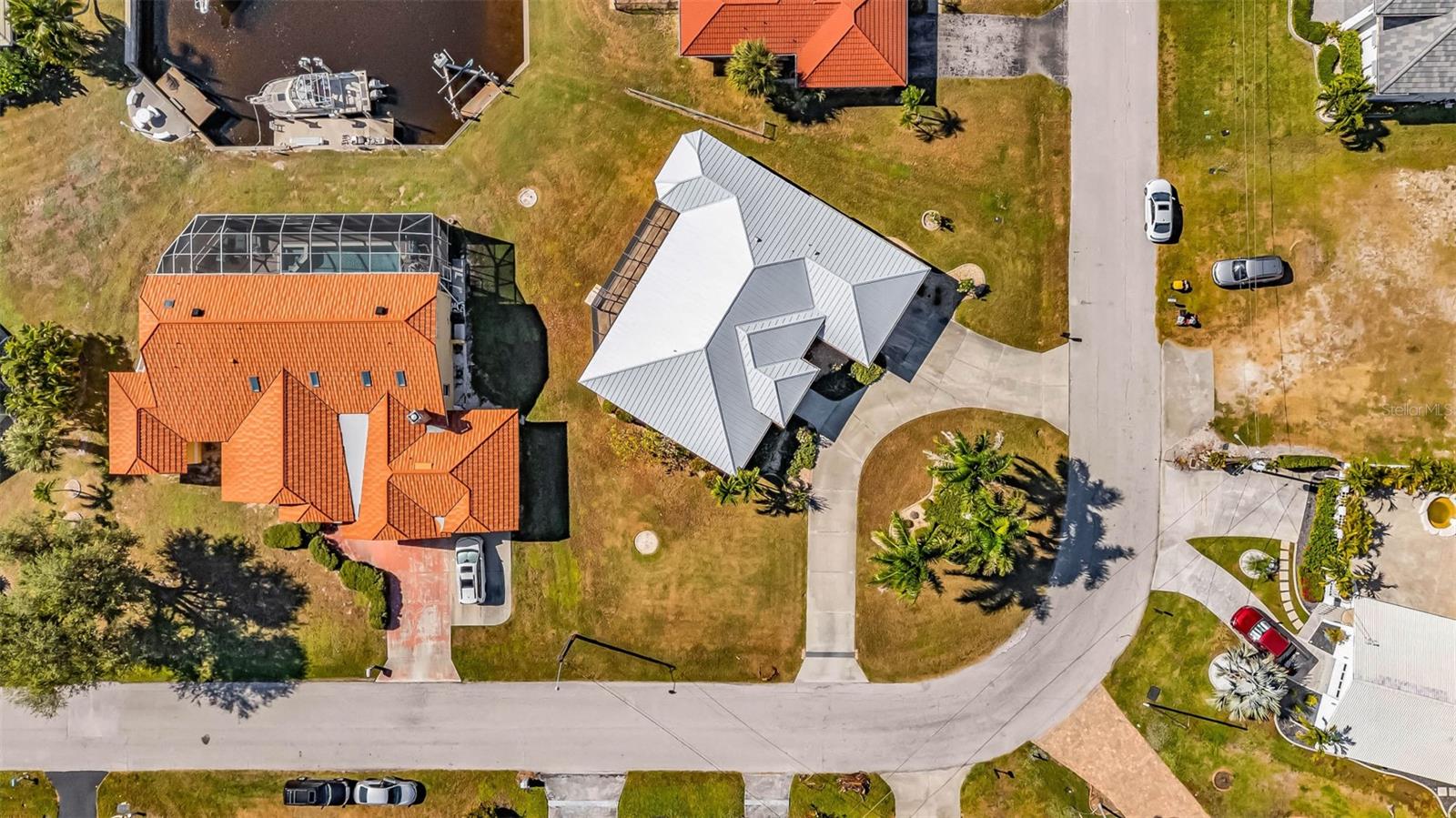 Image 34 of 40 For 2101 Gulfview Road