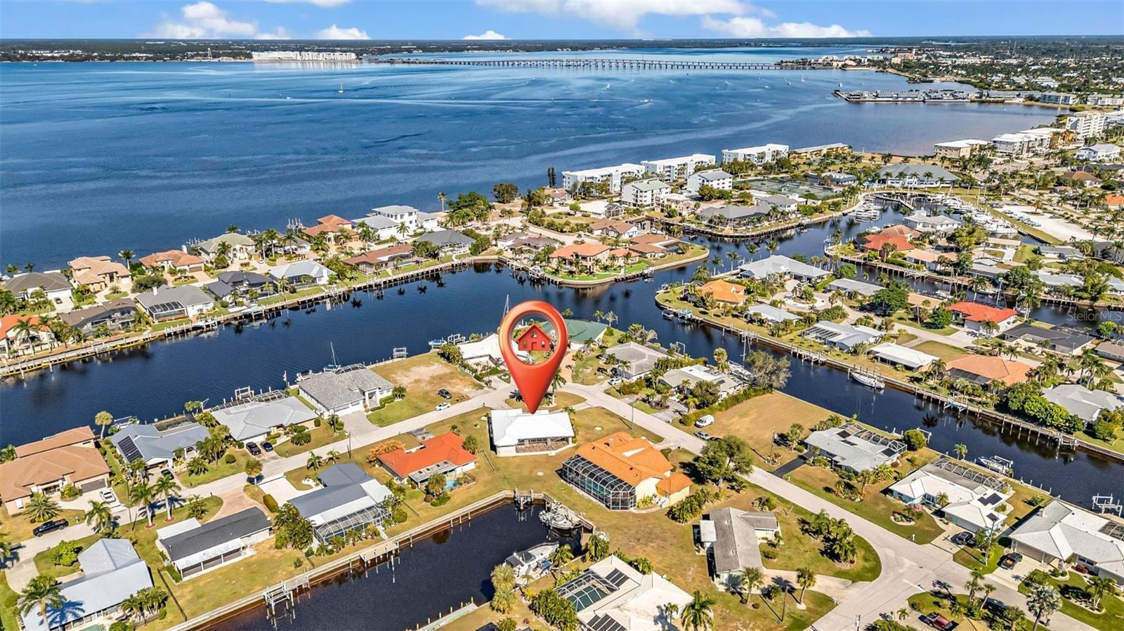 Image 35 of 40 For 2101 Gulfview Road