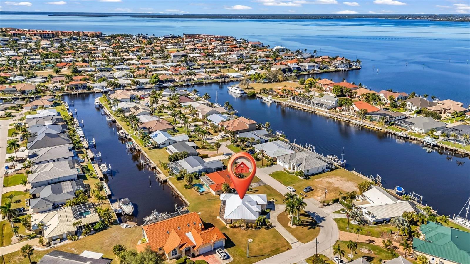 Image 36 of 40 For 2101 Gulfview Road