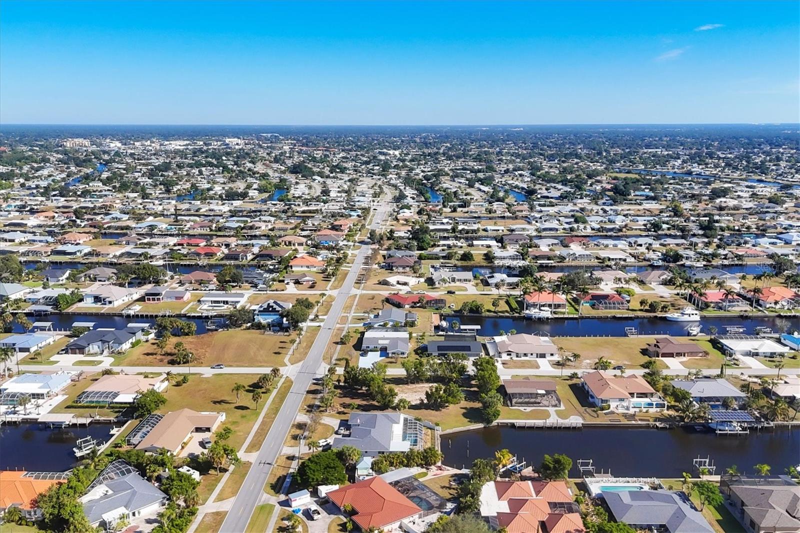 Image 5 of 23 For 4358 Harbor Boulevard