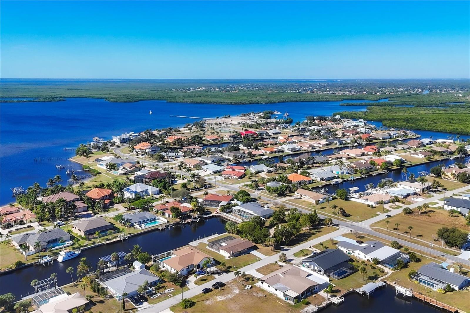 Image 6 of 23 For 4358 Harbor Boulevard