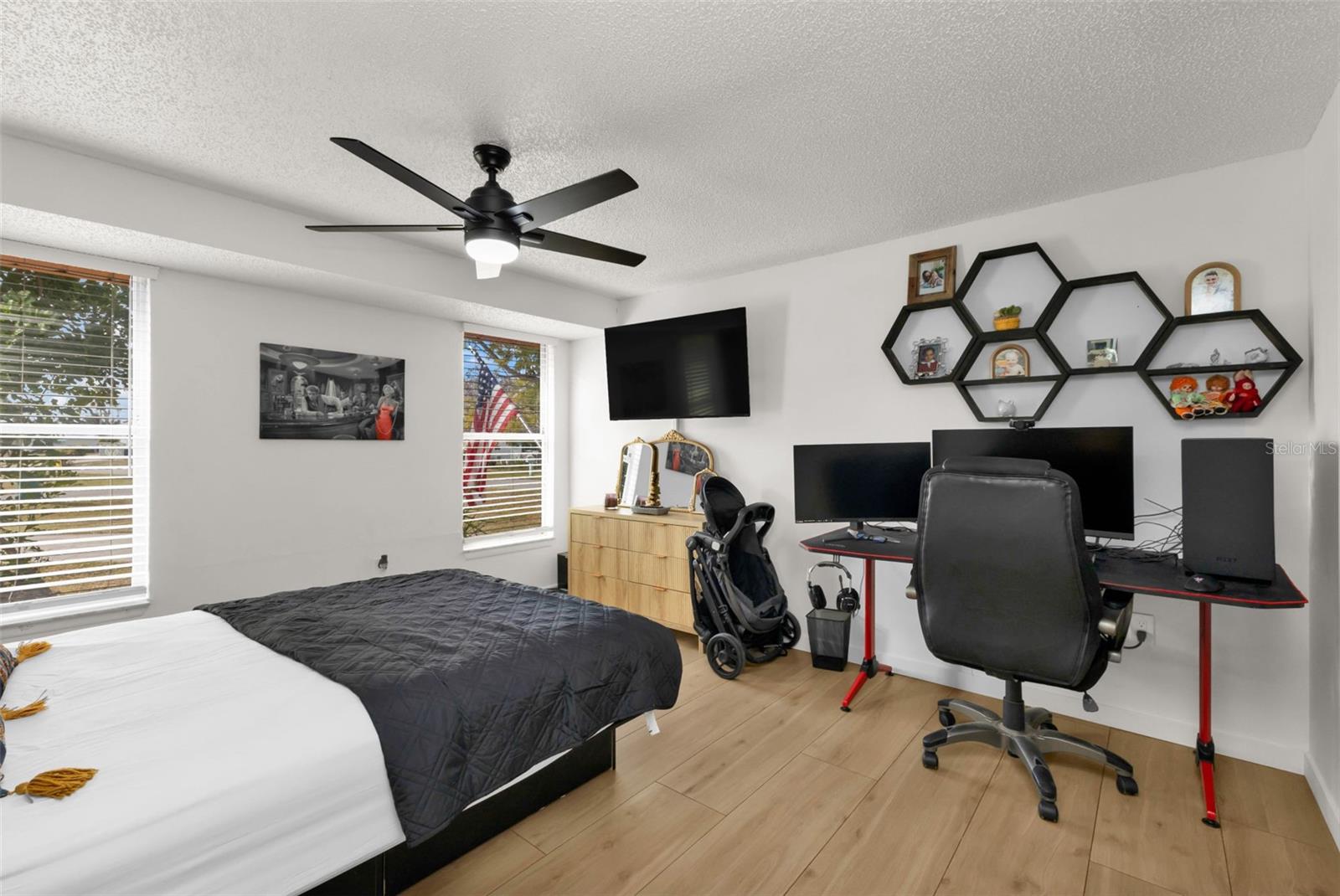 Image 18 of 29 For 450 Church Avenue Nw