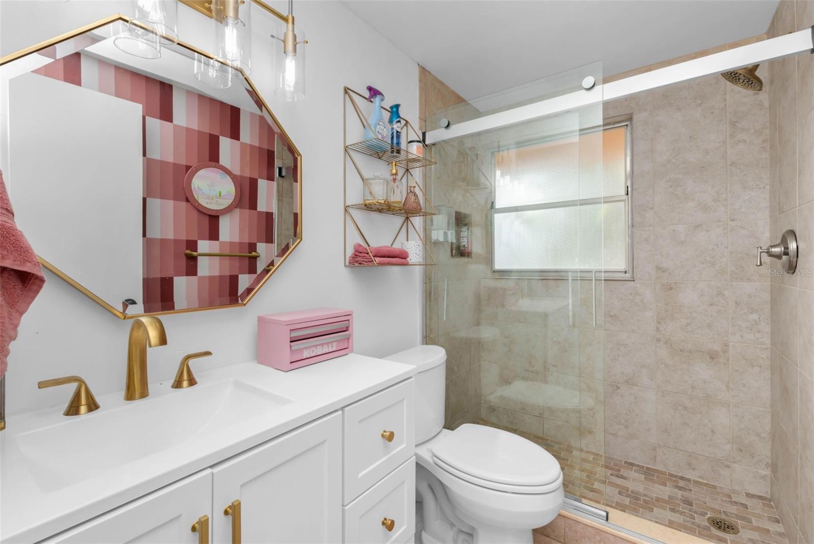 Image 20 of 29 For 450 Church Avenue Nw