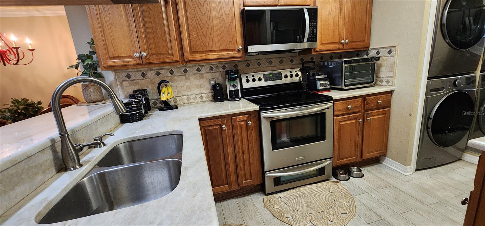 Image 8 of 27 For 25188 Marion Avenue D104