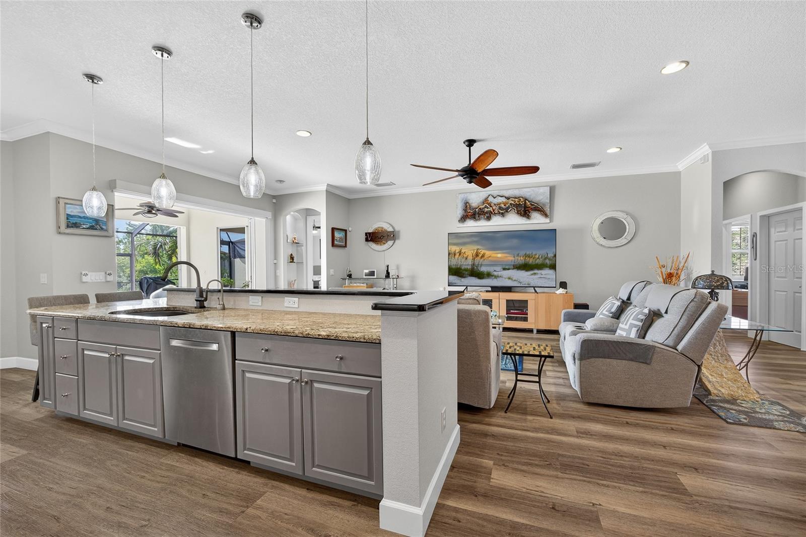 Image 12 of 38 For 1531 Aqui Esta Drive 1