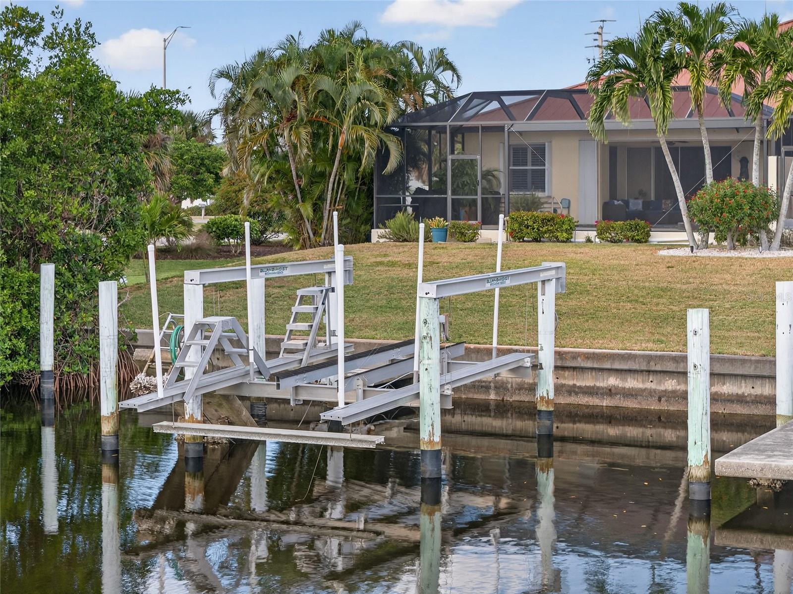 Image 30 of 38 For 1531 Aqui Esta Drive 1