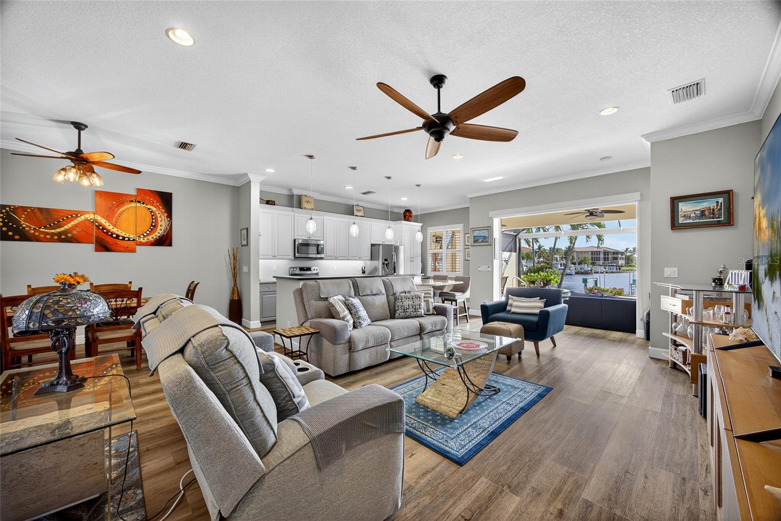 Image 7 of 38 For 1531 Aqui Esta Drive 1