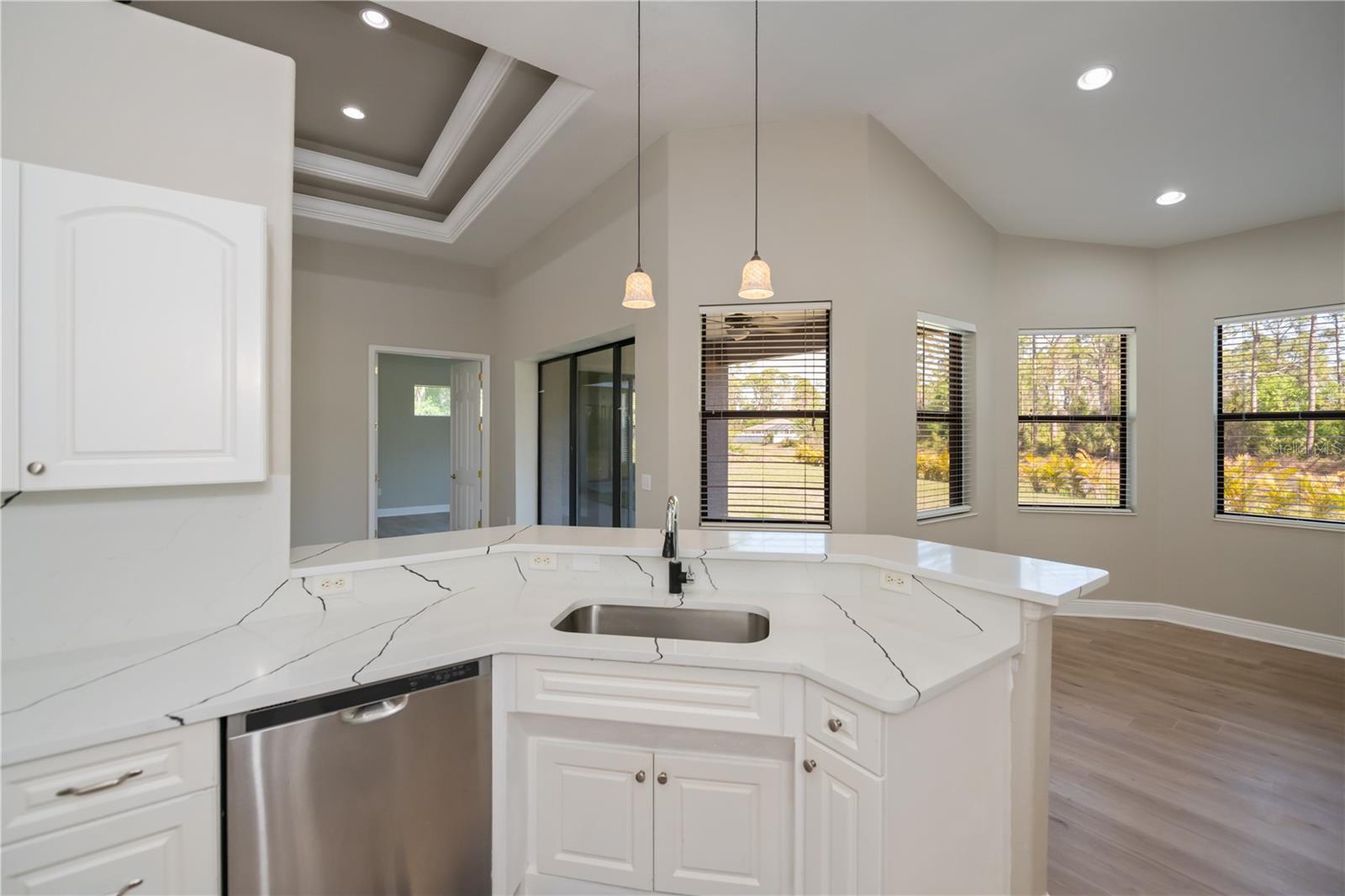 Image 23 of 44 For 3284 Newmark Street