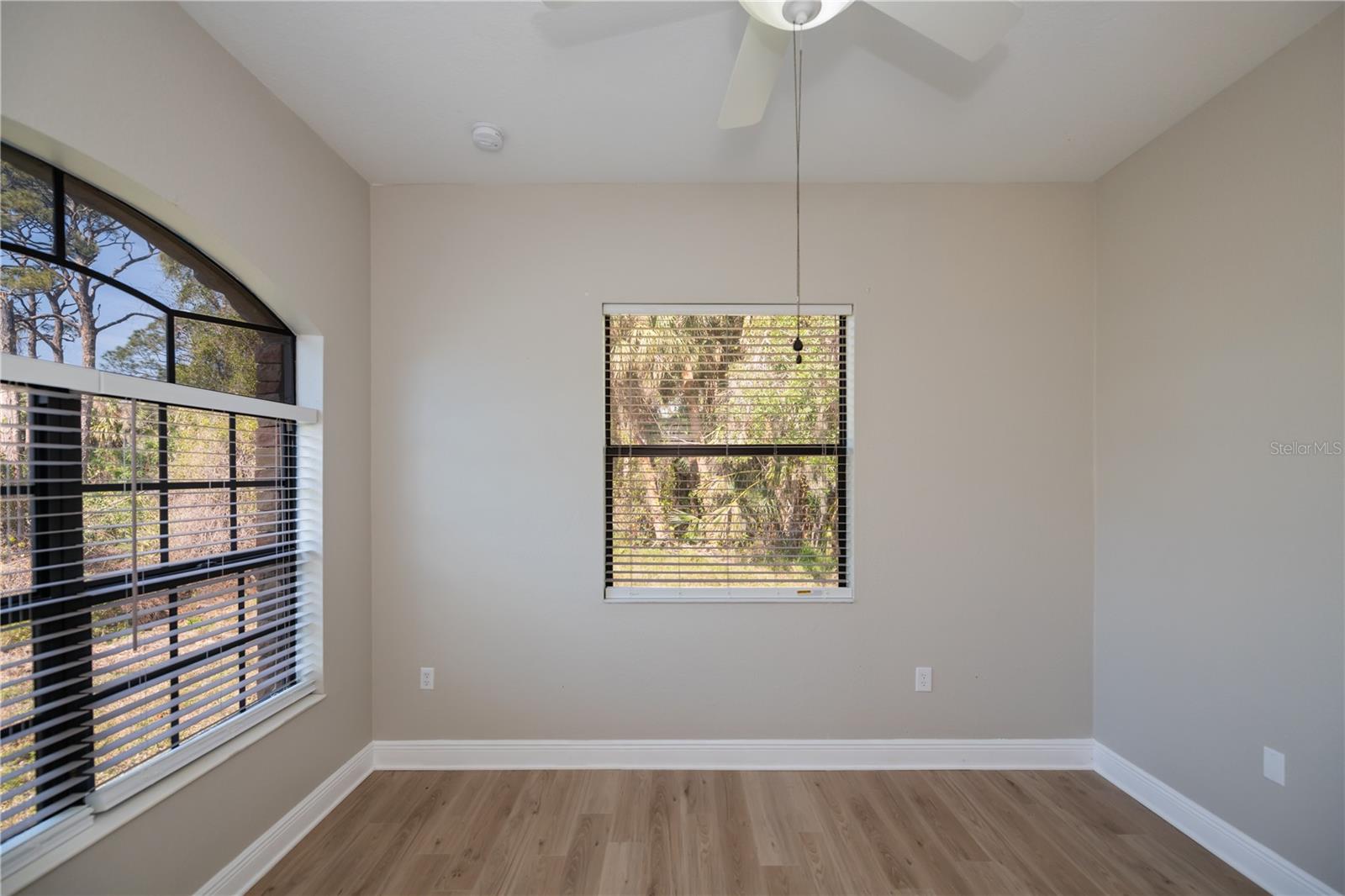 Image 30 of 44 For 3284 Newmark Street