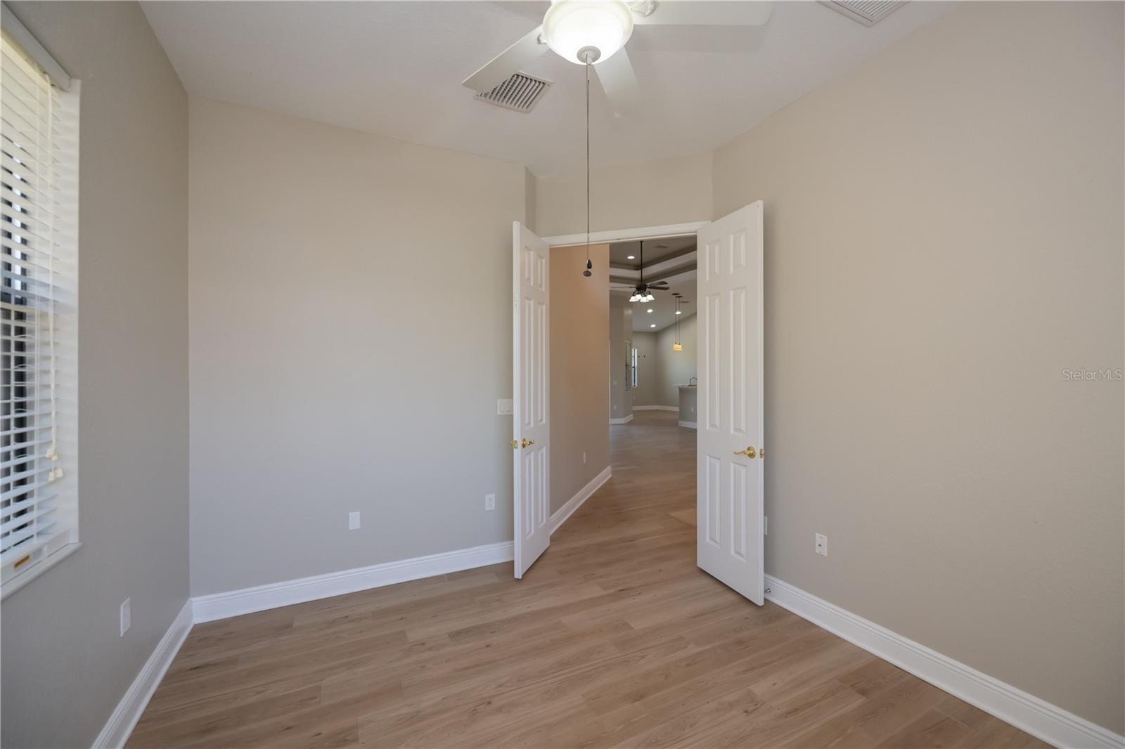 Image 31 of 44 For 3284 Newmark Street