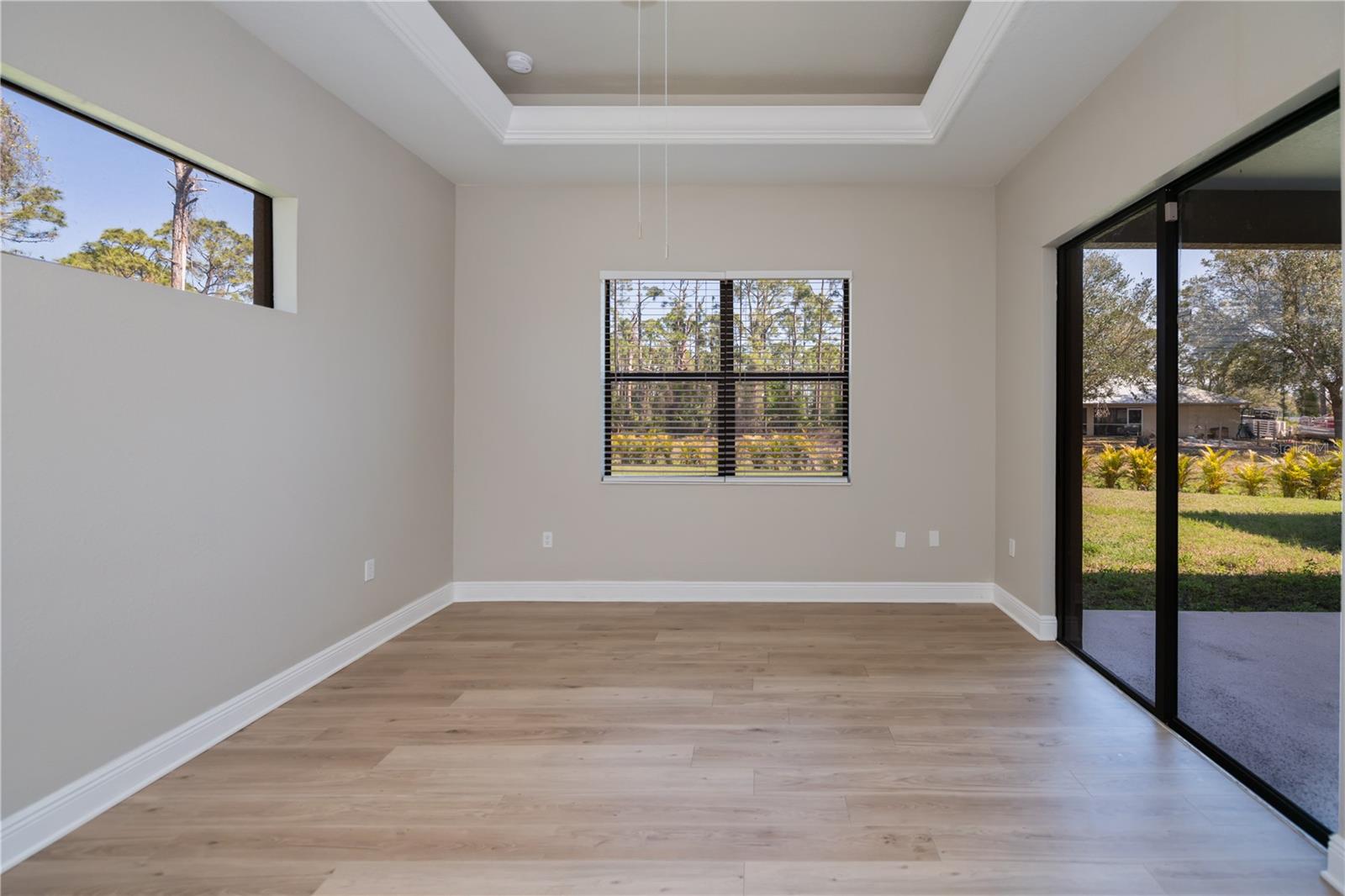 Image 35 of 44 For 3284 Newmark Street