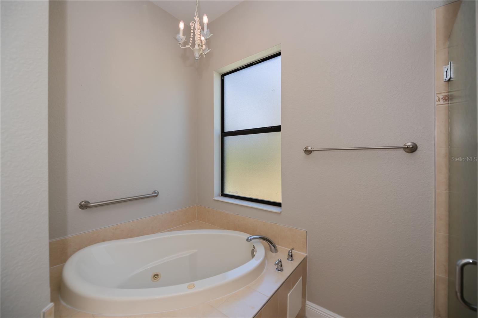 Image 43 of 44 For 3284 Newmark Street