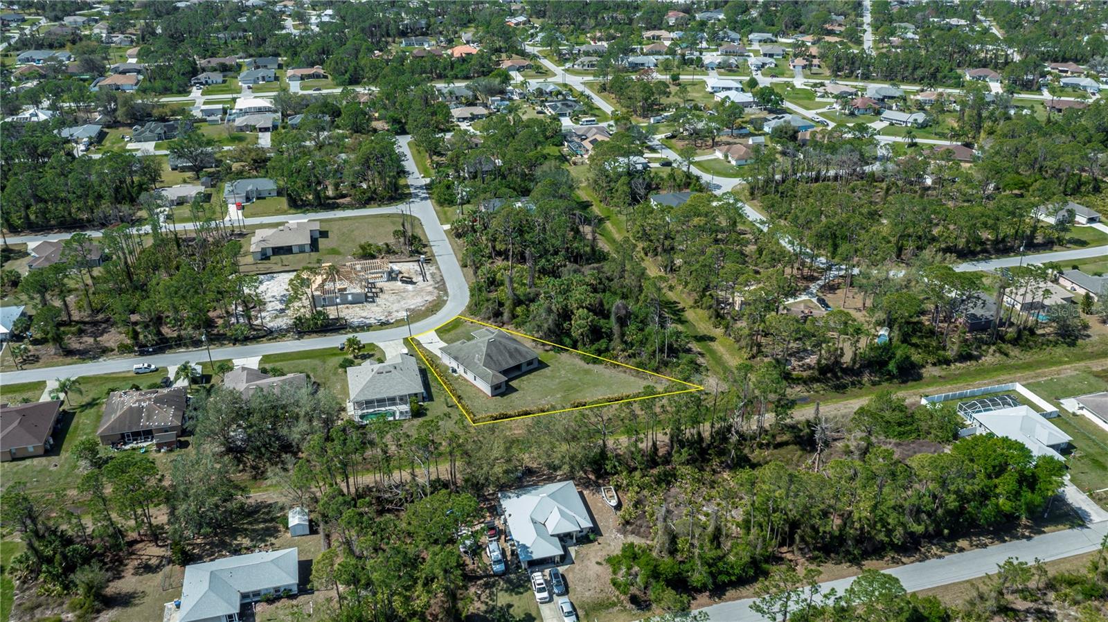 Image 9 of 44 For 3284 Newmark Street