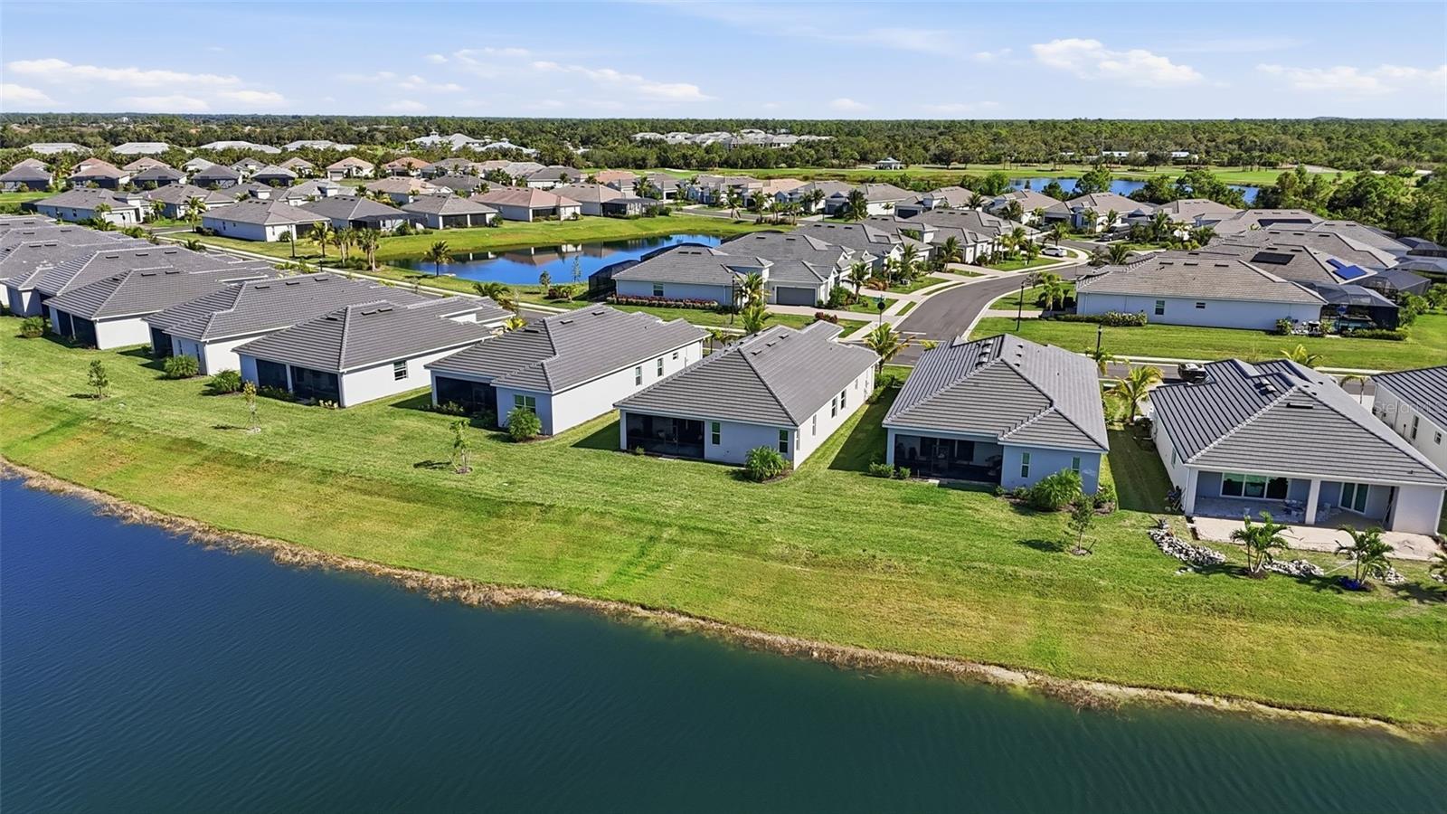 Image 28 of 64 For 14960 Redbud Lane