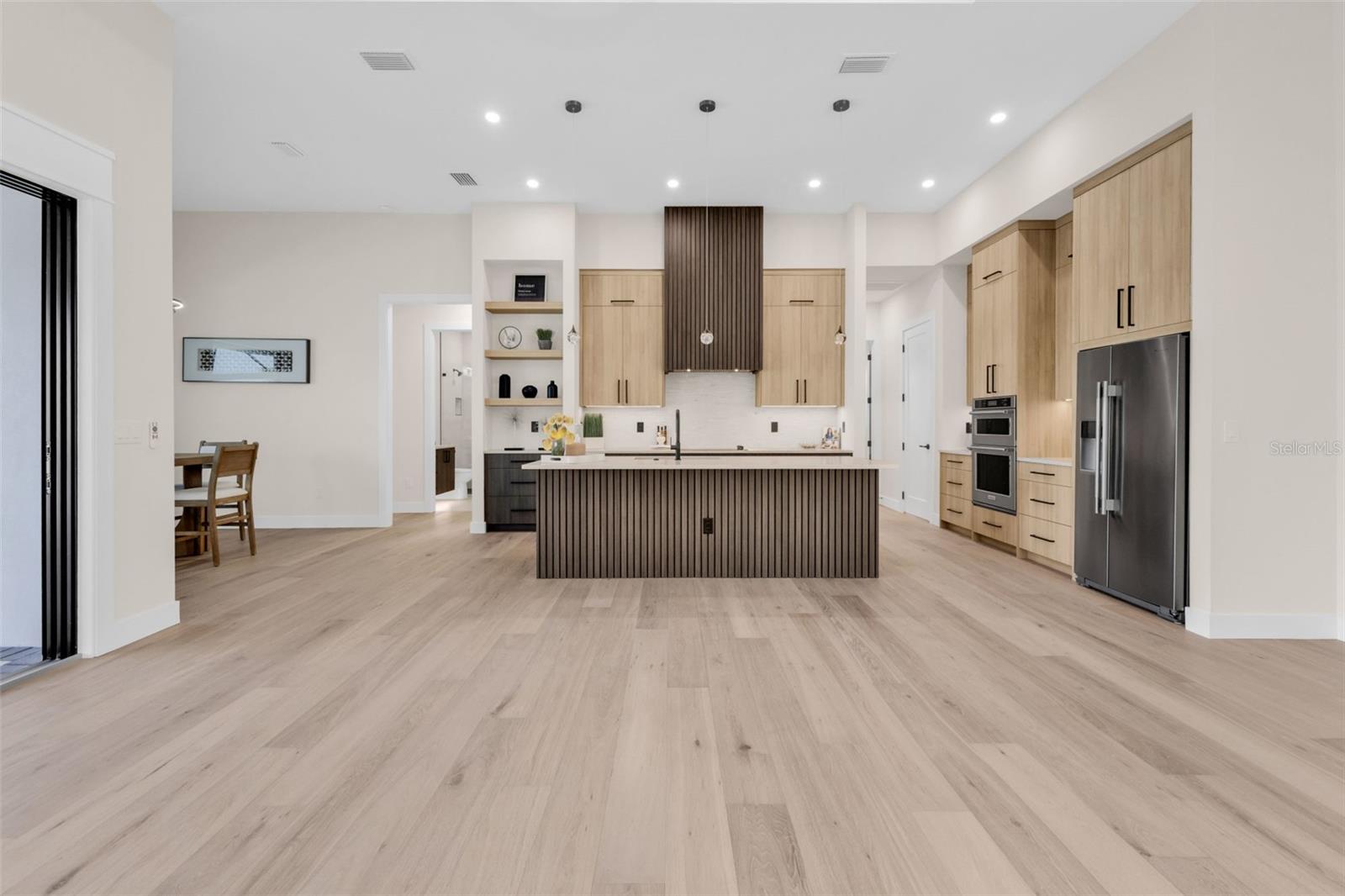 Image 13 of 79 For 1168 Boundary Boulevard