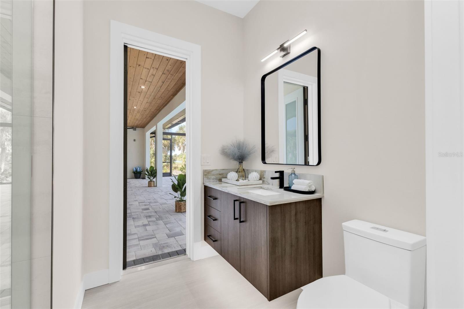 Image 41 of 79 For 1168 Boundary Boulevard