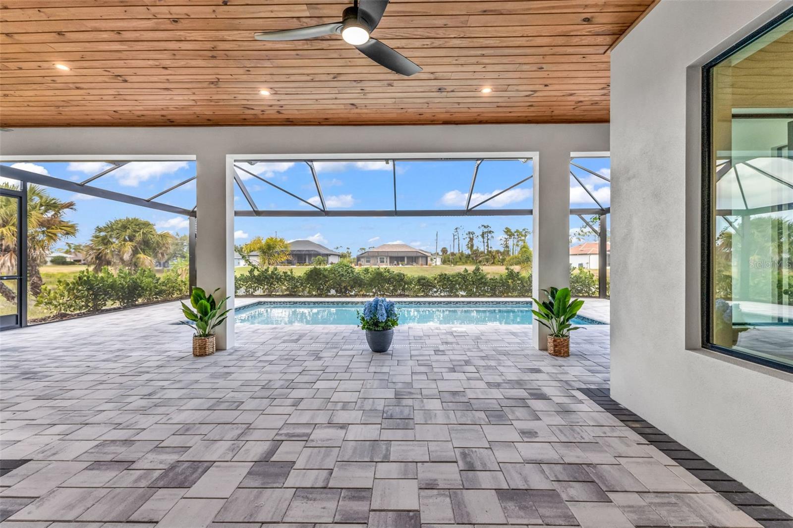 Image 45 of 79 For 1168 Boundary Boulevard